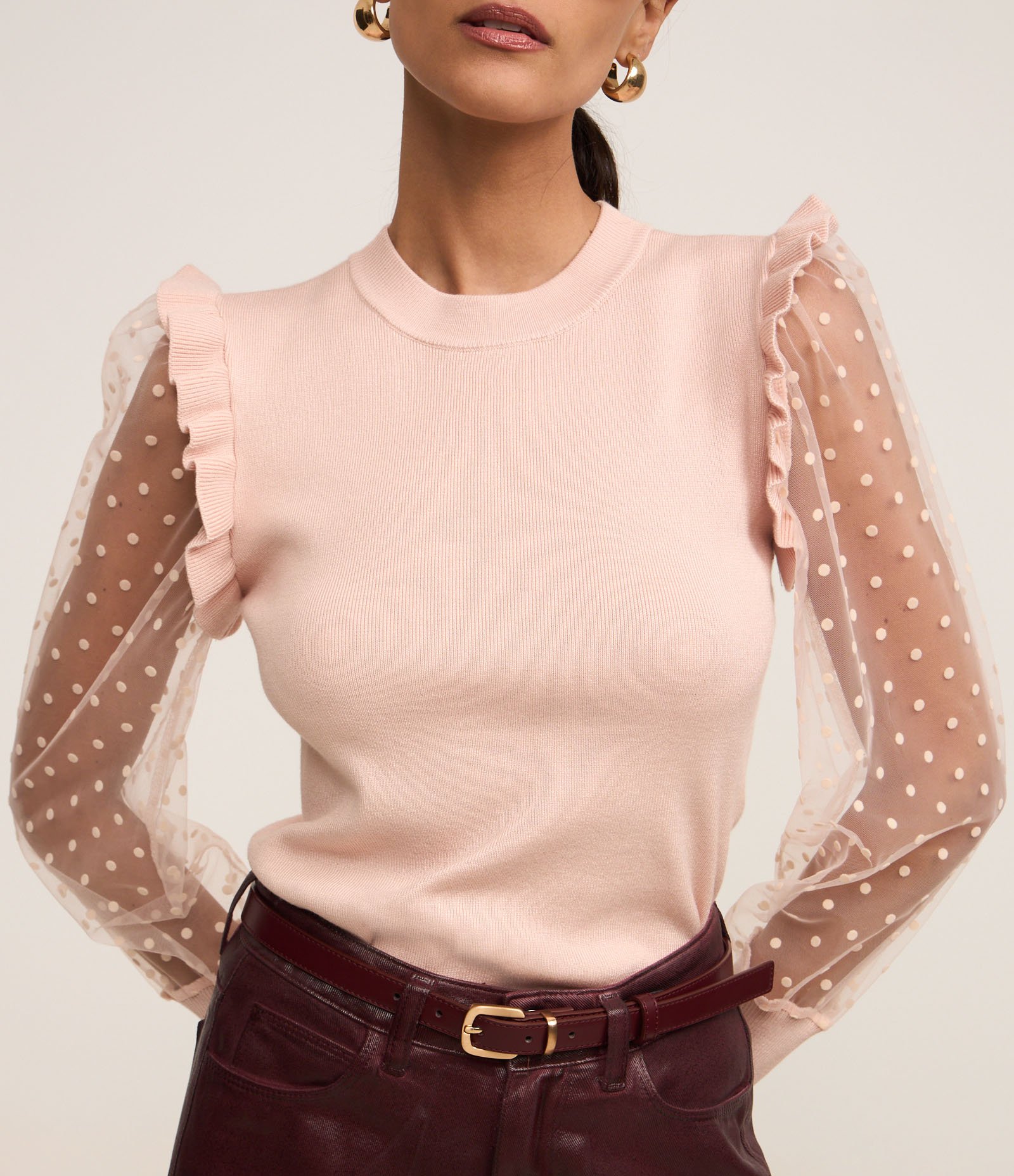 Blusa em Tricô com Poá na Manga Transparente Bege 3