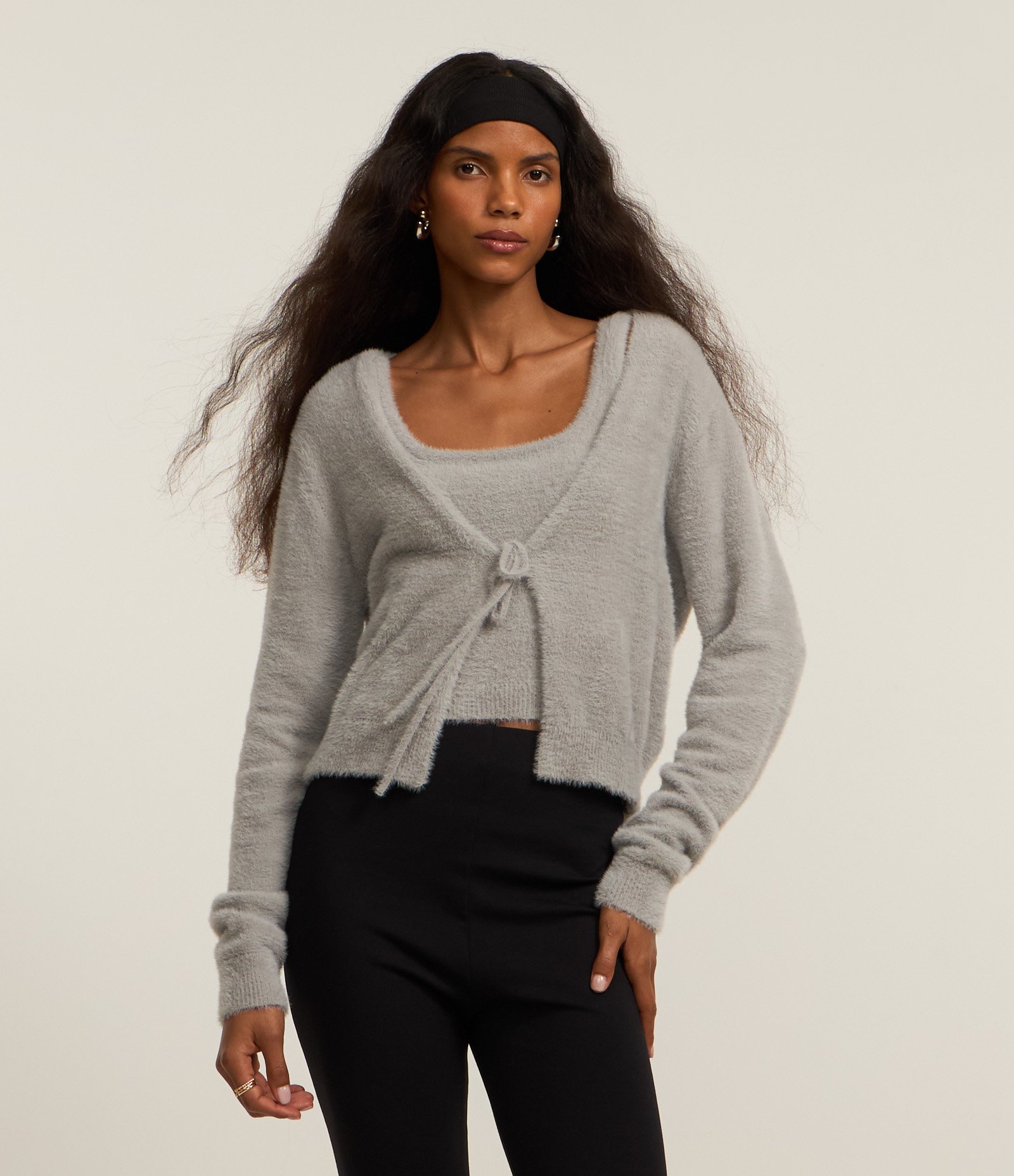 Cardigan Curto em Tricô com Amarração Frontal Cinza 1