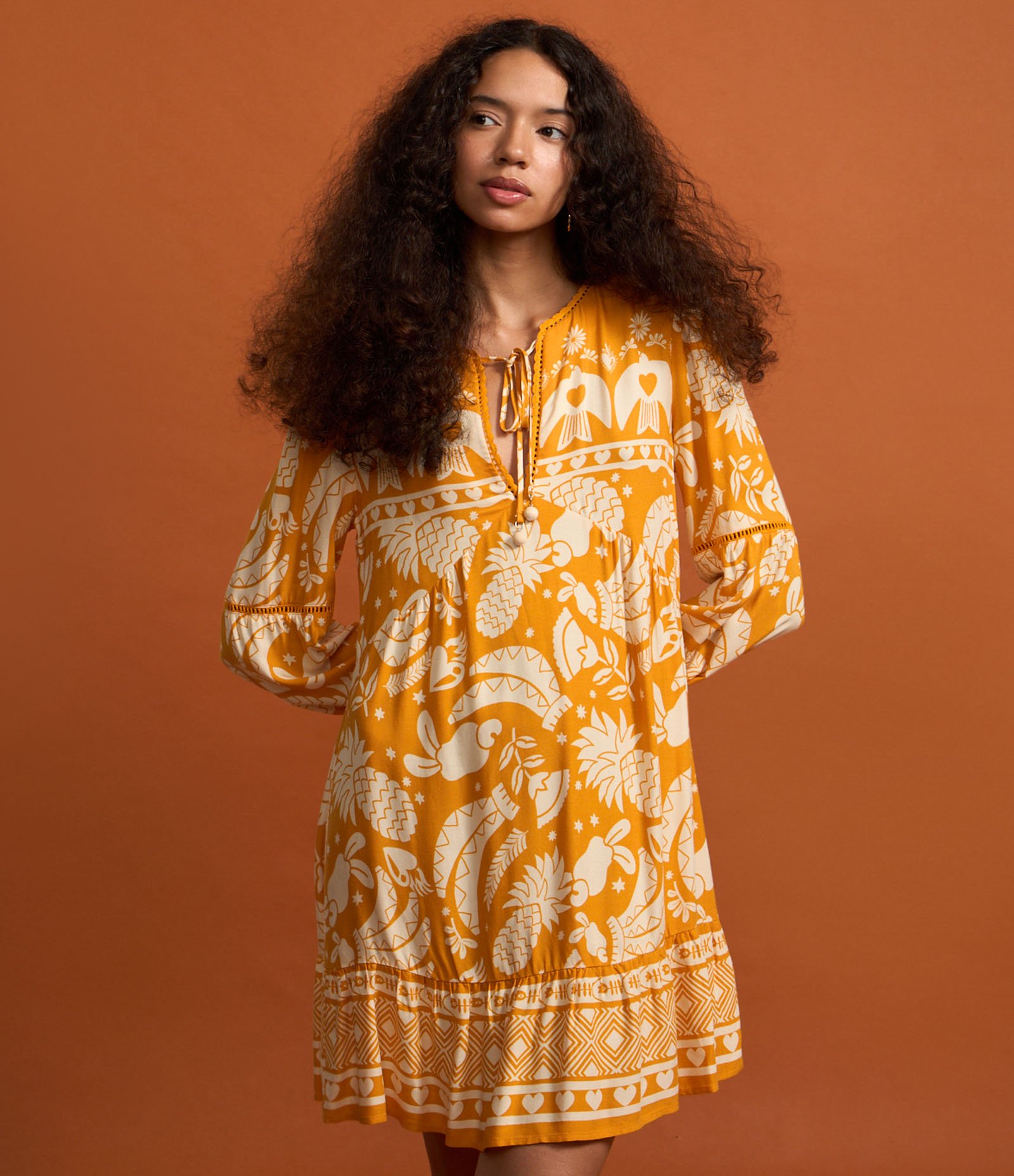 Vestido Manga Bufante em Viscose Twill com Estampa Topical Laranja 4