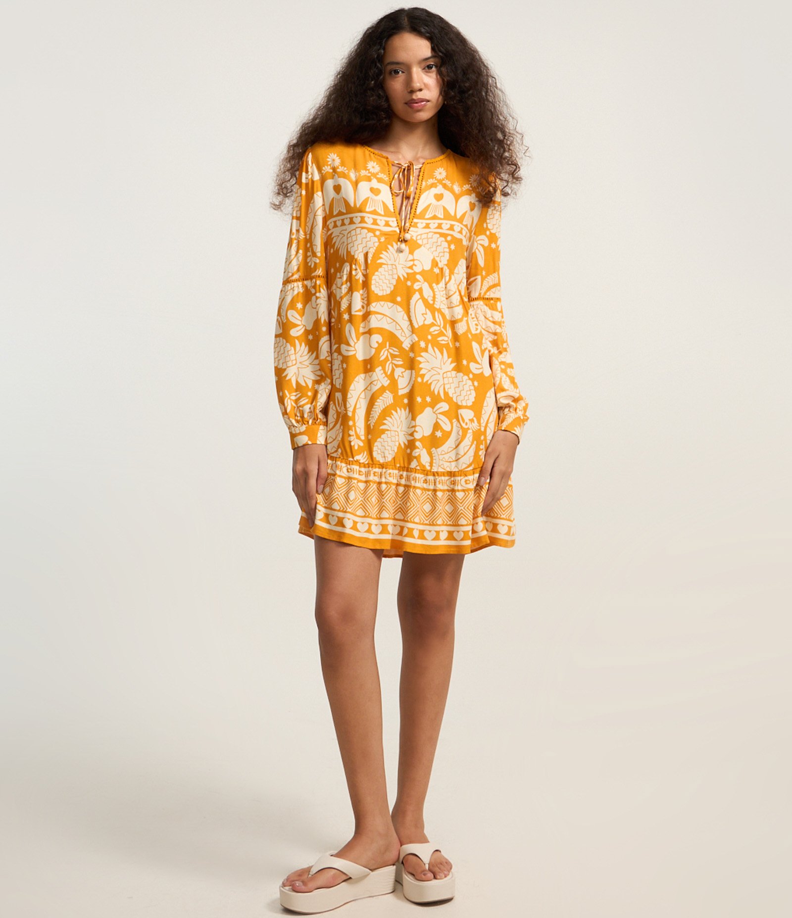 Vestido Manga Bufante em Viscose Twill com Estampa Topical Laranja 2