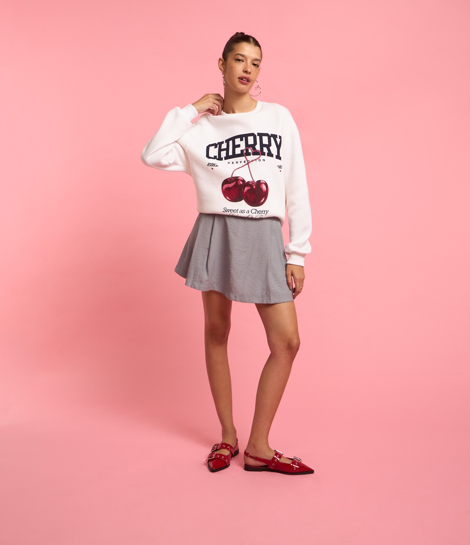 Saia Curta em Alfaiataria com Pregas Cinza 4