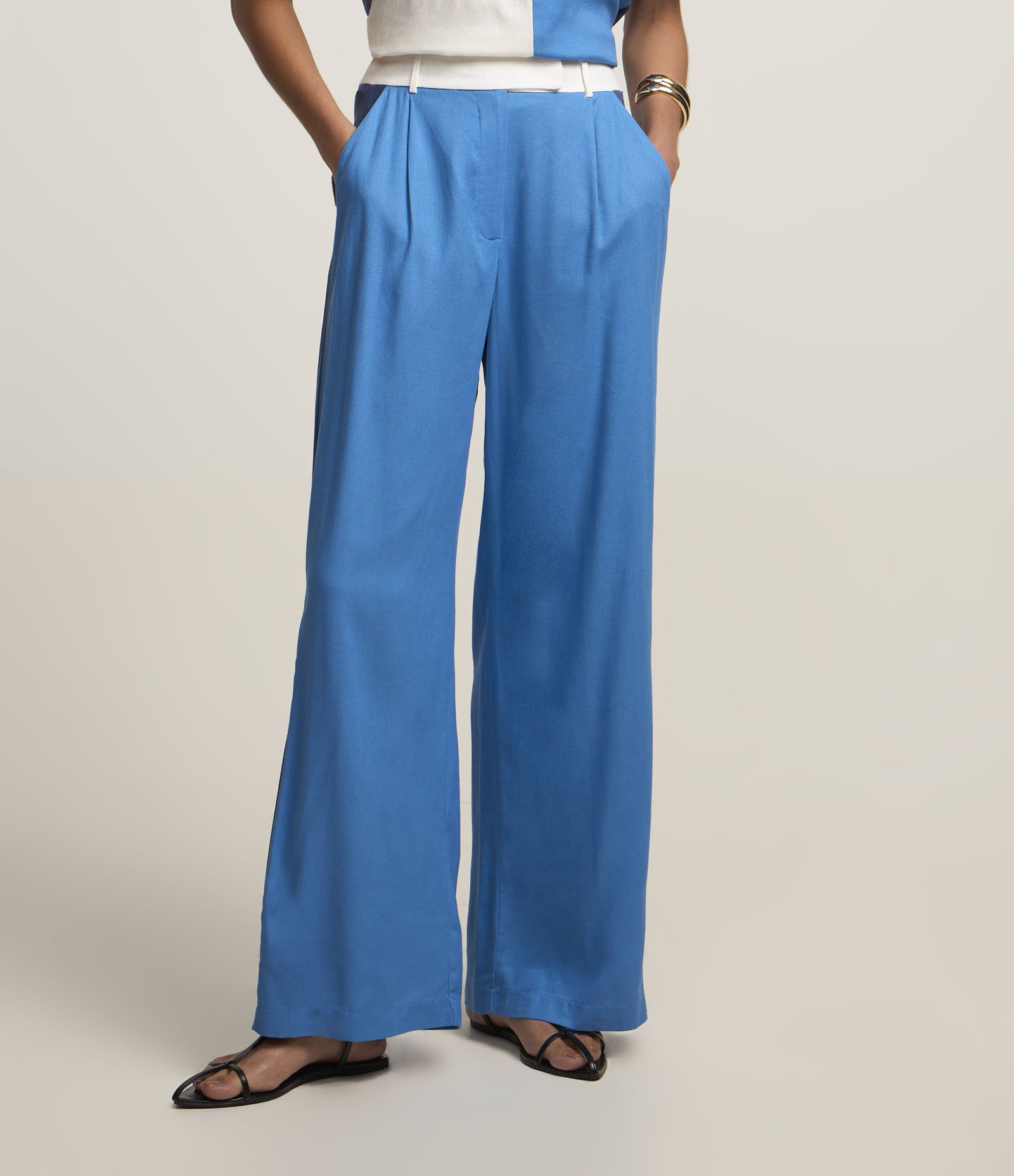 Calça Wide Leg em Viscose e Linho com Blocos de Cor Azul 1