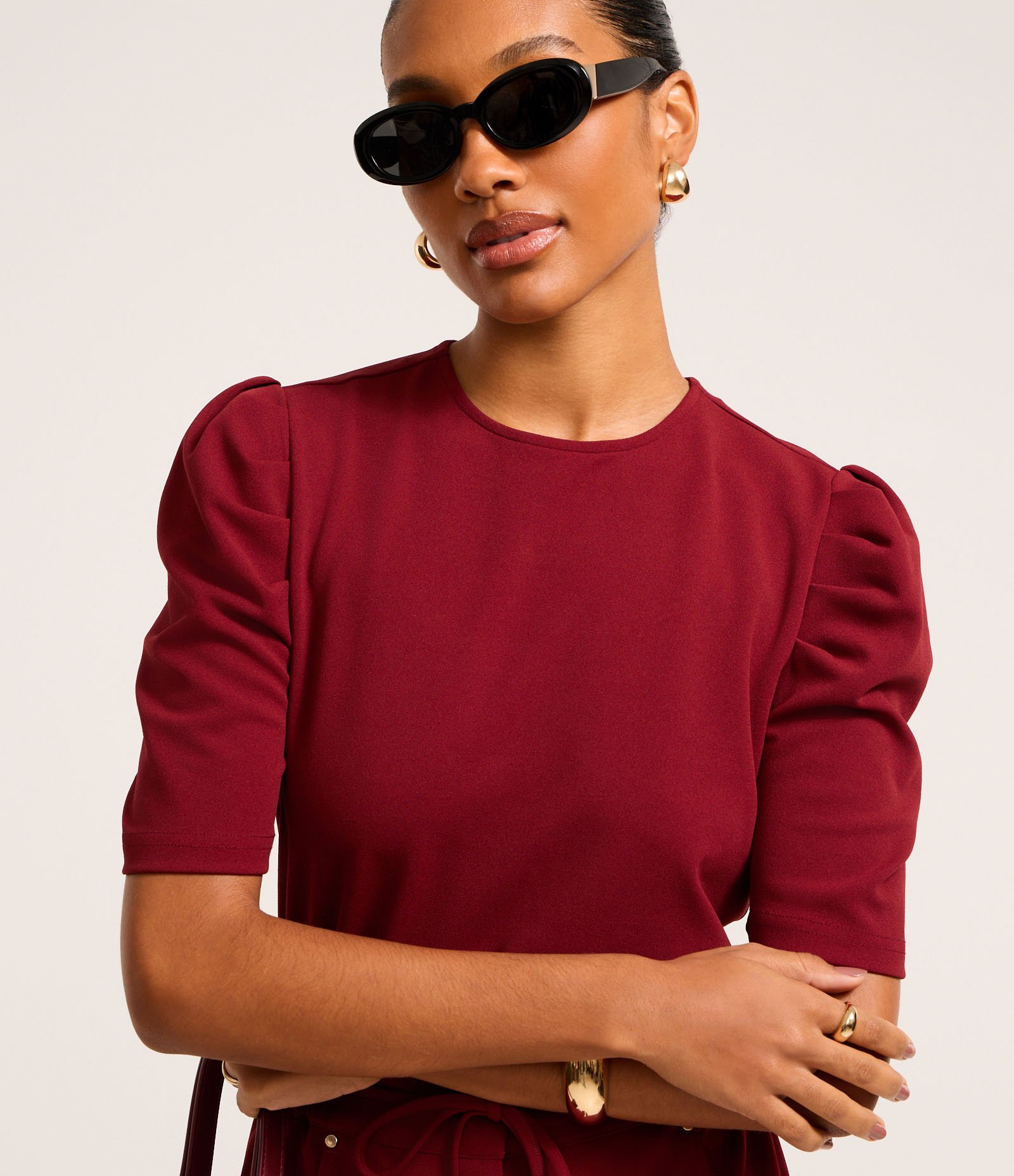 Blusa em Crepe com Manga Bufante e Fechamento nas Costas 3