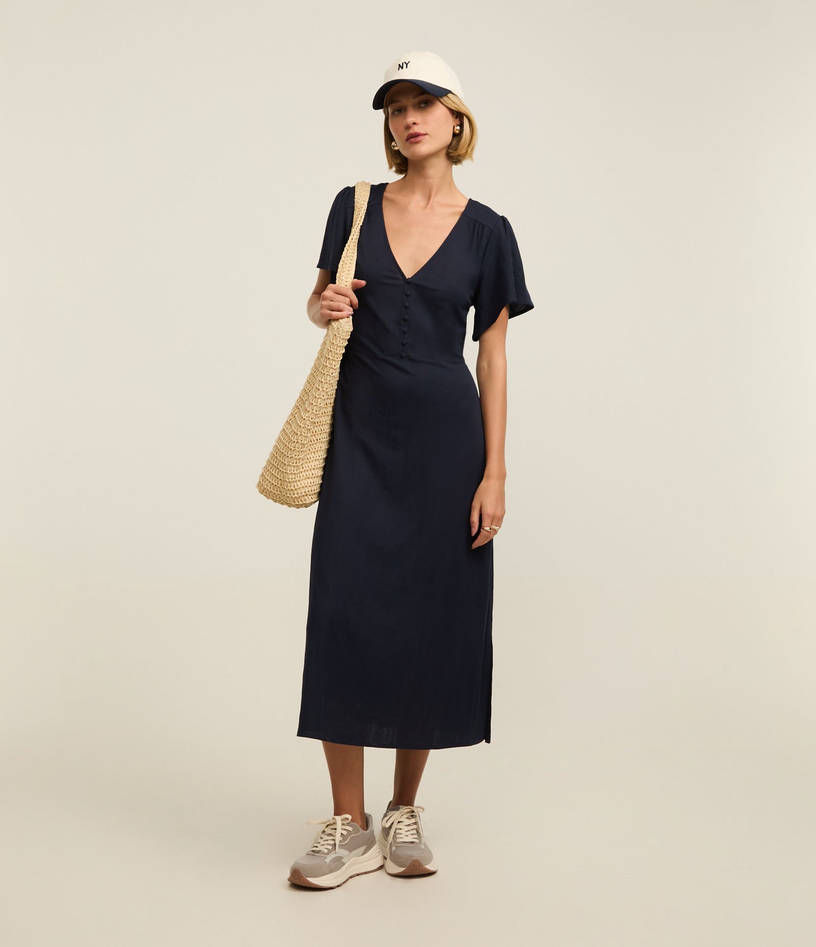 Vestido Midi em Malha de Viscose com Abotoamento no Decote Azul Escuro 2