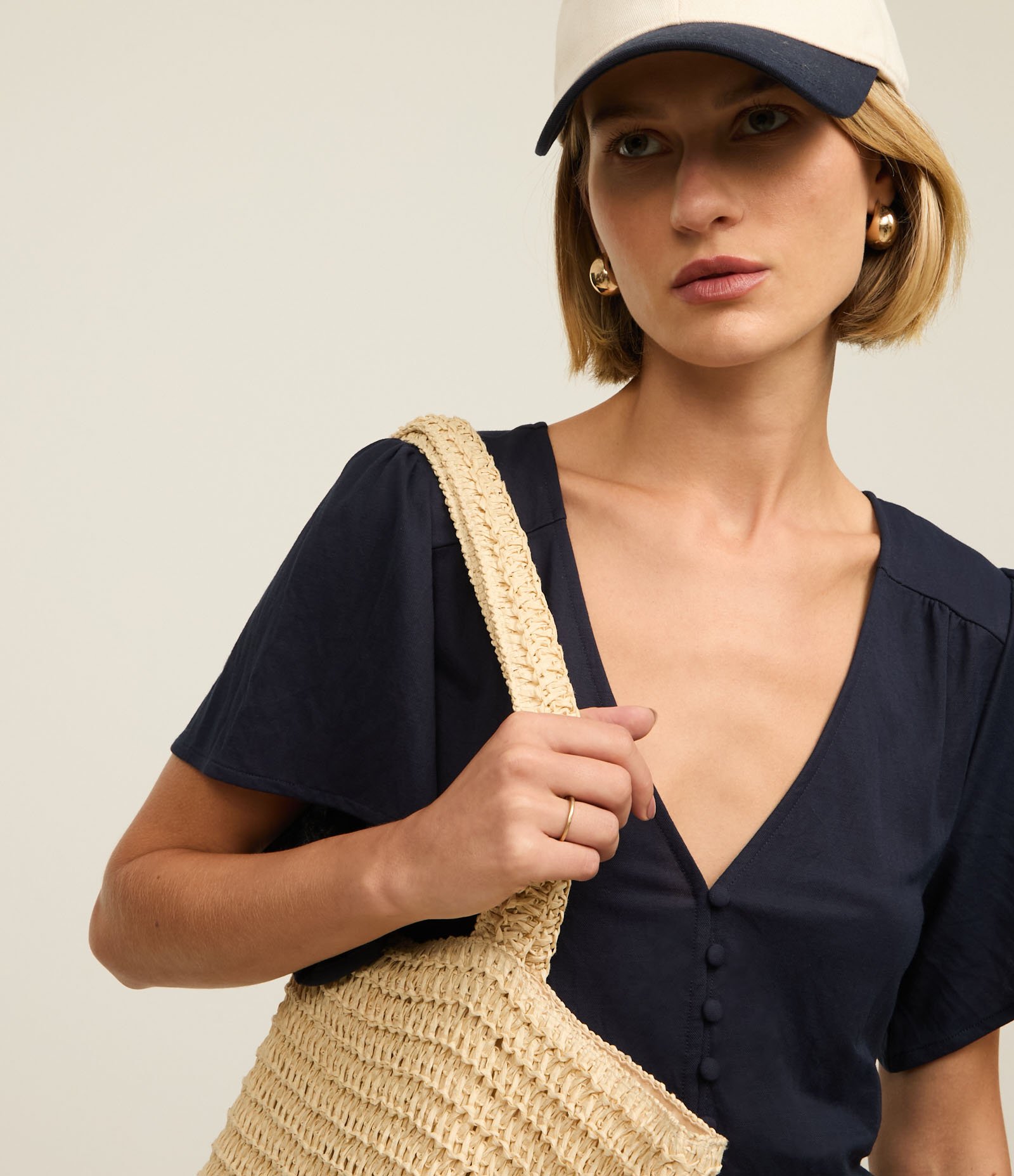 Vestido Midi em Malha de Viscose com Abotoamento no Decote Azul Escuro 5