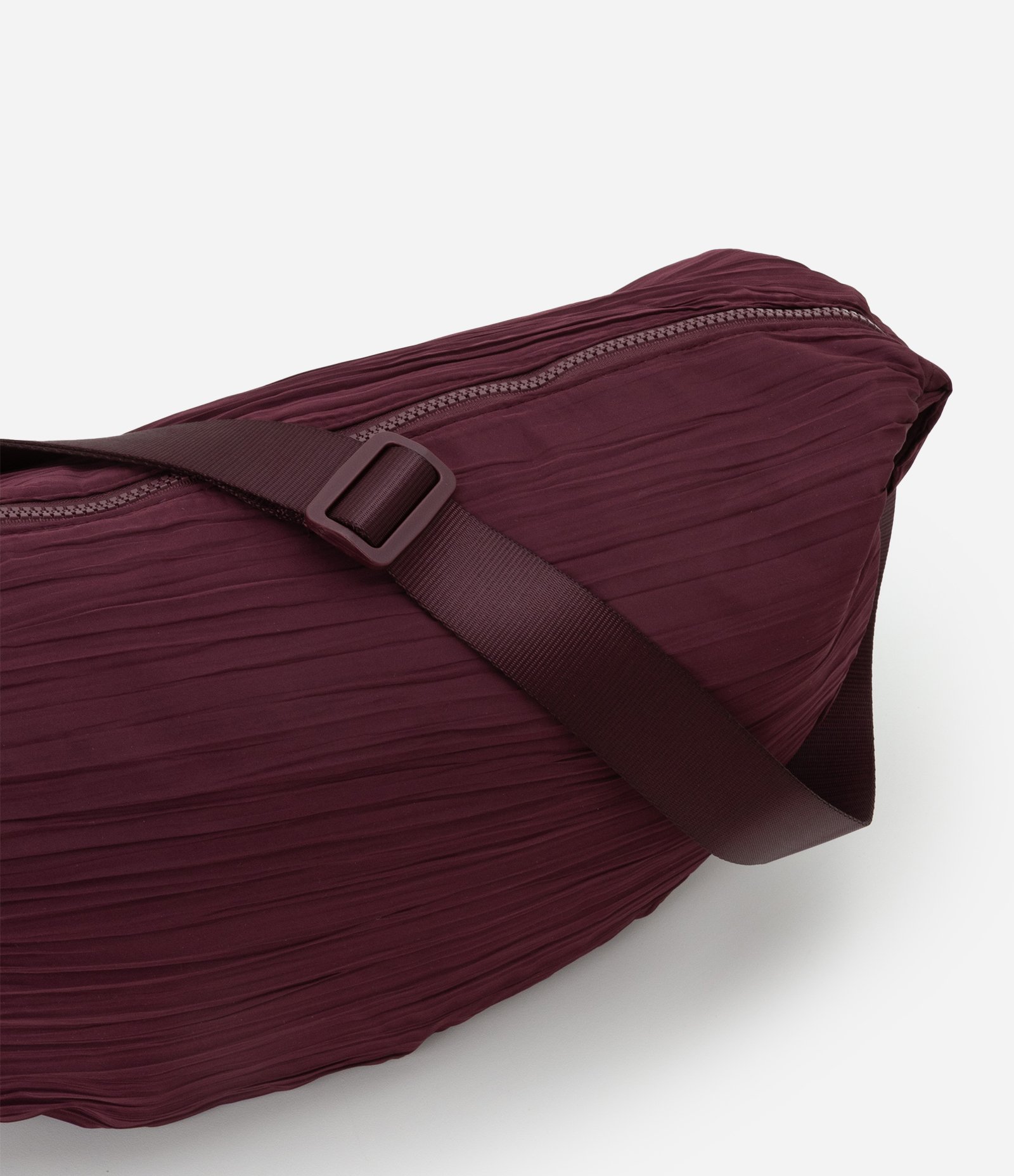 Bolsa Hobo Shoulder Média com Alça Transversal Regulável Bordô 5