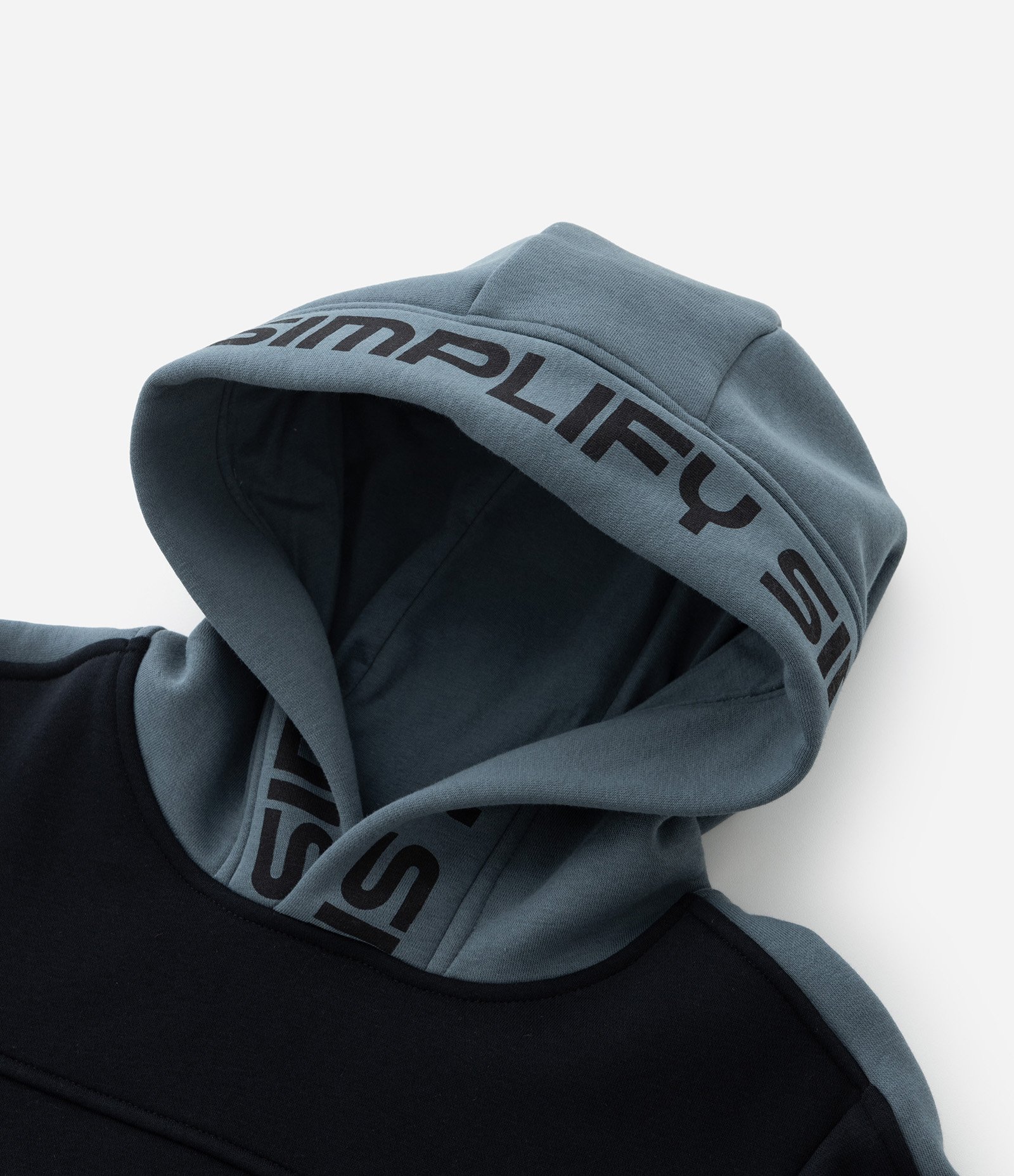 Casaco Infantil com Capuz e Recortes - Tam 5 a 14 Anos Preto 4