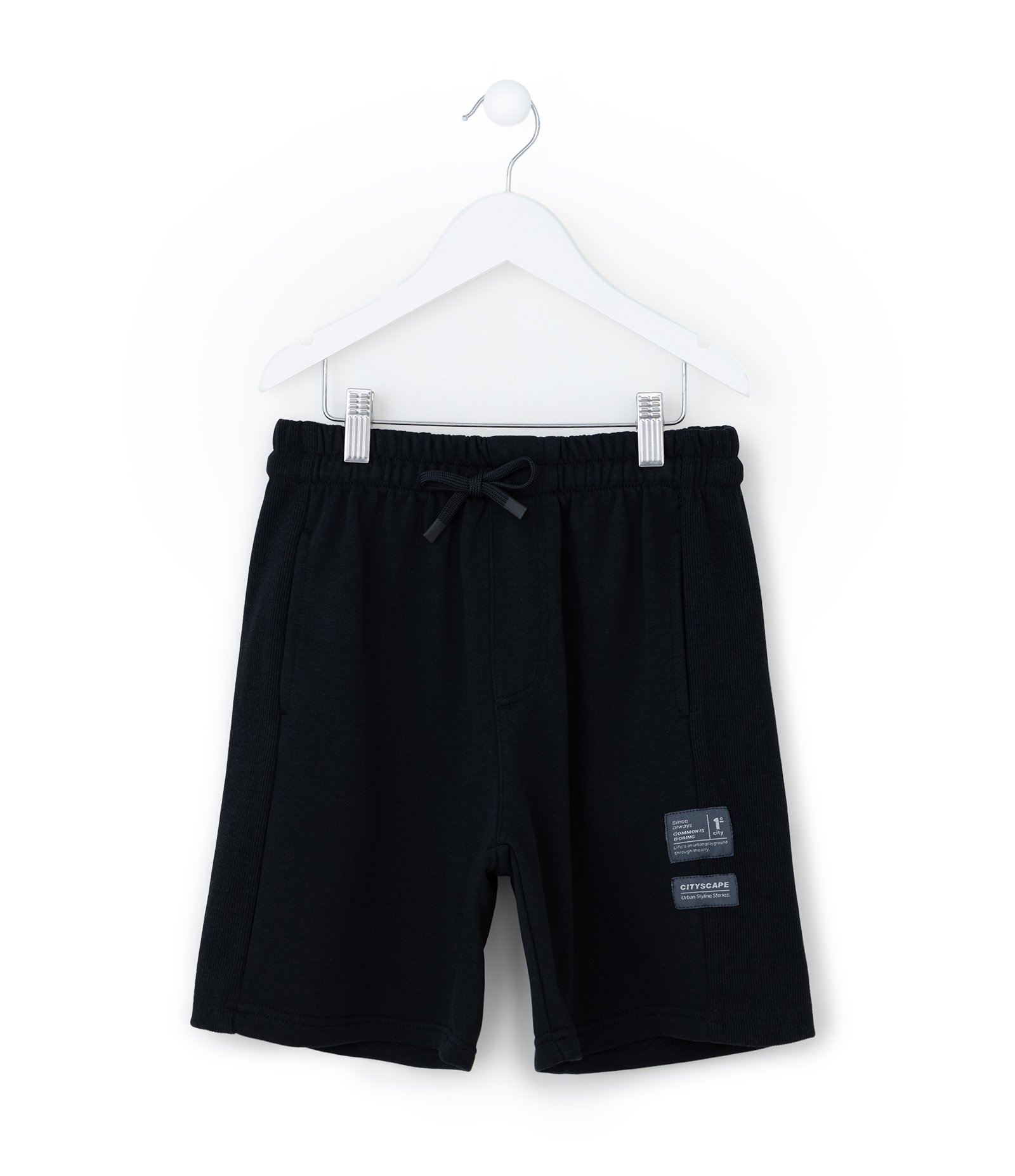 Bermuda Infantil com Etiqueta Aplicada - Tam 5 a 14 Anos Preto 1