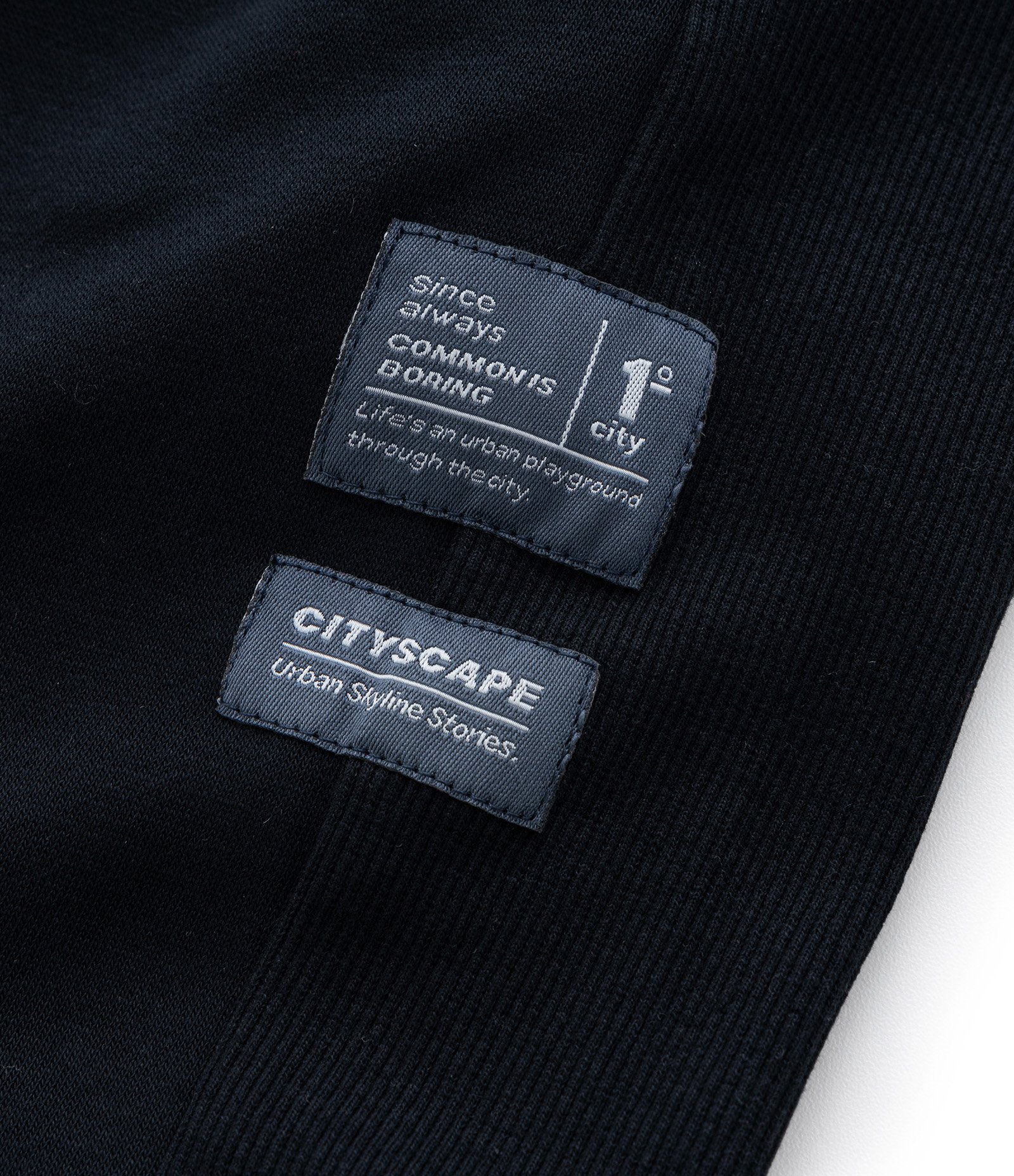 Bermuda Infantil com Etiqueta Aplicada - Tam 5 a 14 Anos Preto 6