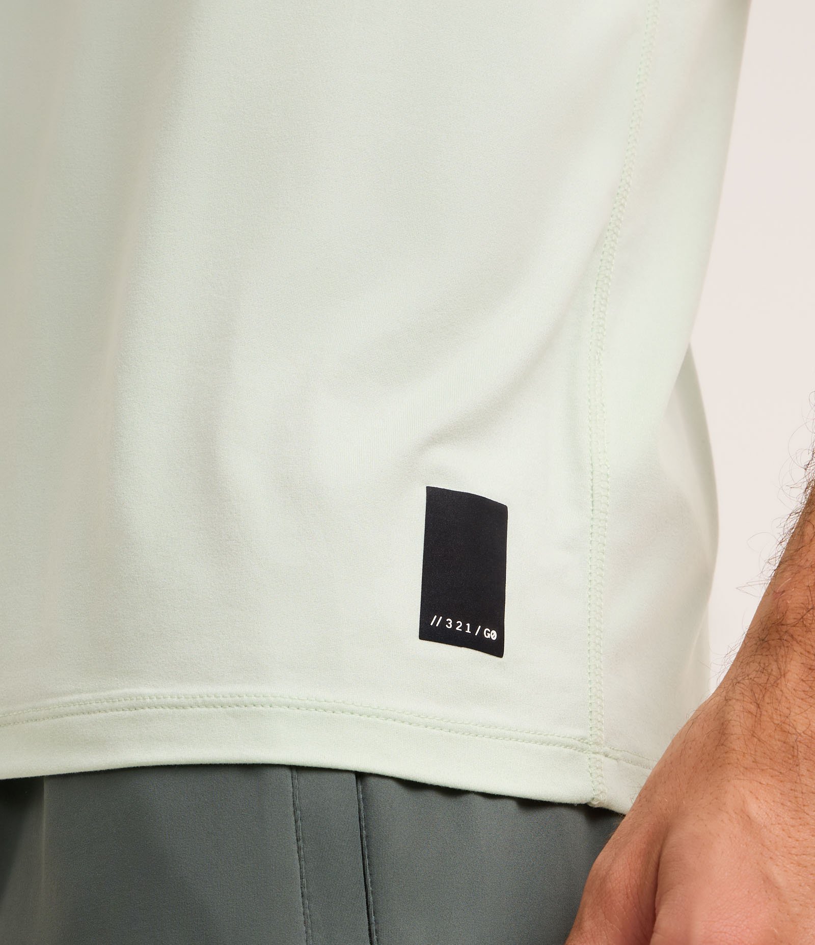 Camiseta Regular Esportiva em Tecnologia Dry com Etiqueta na Barra Azul Esverado 7