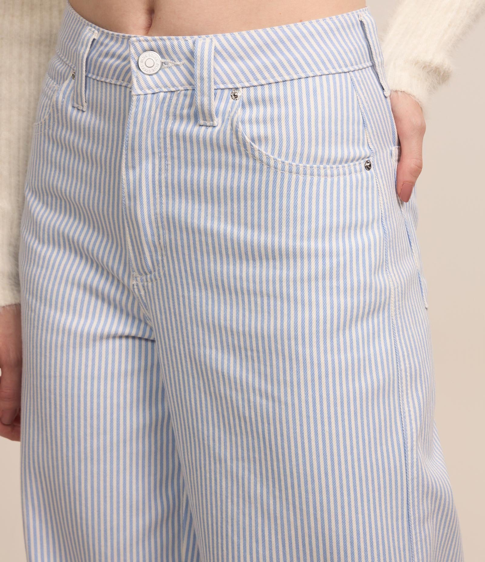 Calça Wide Leg Cintura Alta em Sarja com Listras Azul 4