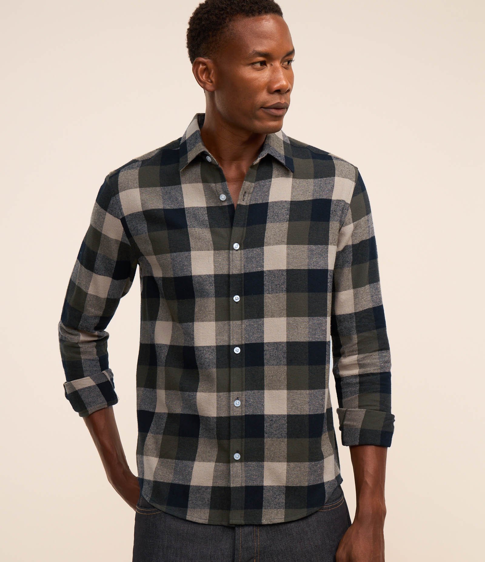 Camisa Comfort em Algodão com Estampa Xadrez e Manga Longa Verde/Cinza/Marrom 1