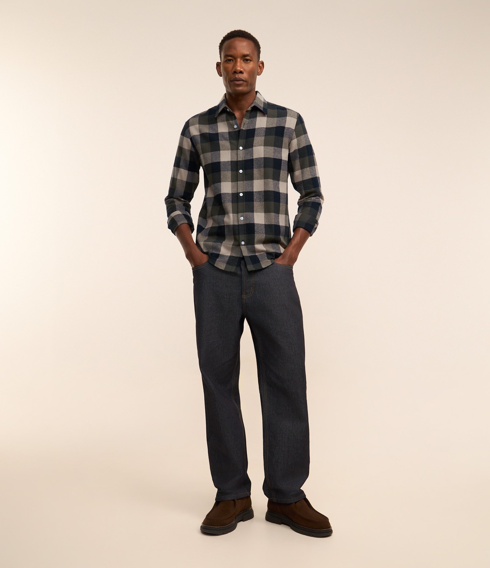 Camisa Comfort em Algodão com Estampa Xadrez e Manga Longa Verde/Cinza/Marrom 2