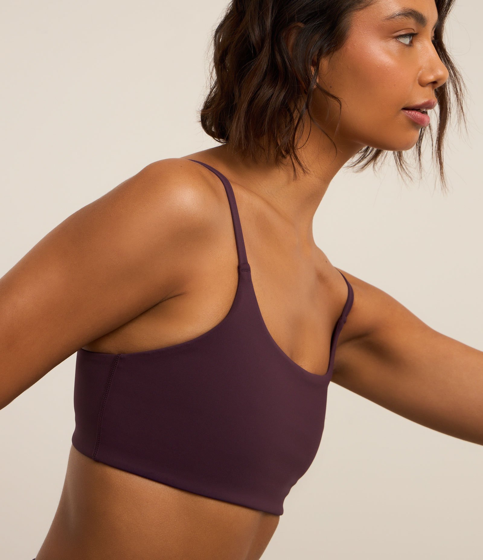 Top Esportivo em Poliamida com Alças Finas Vinho 3