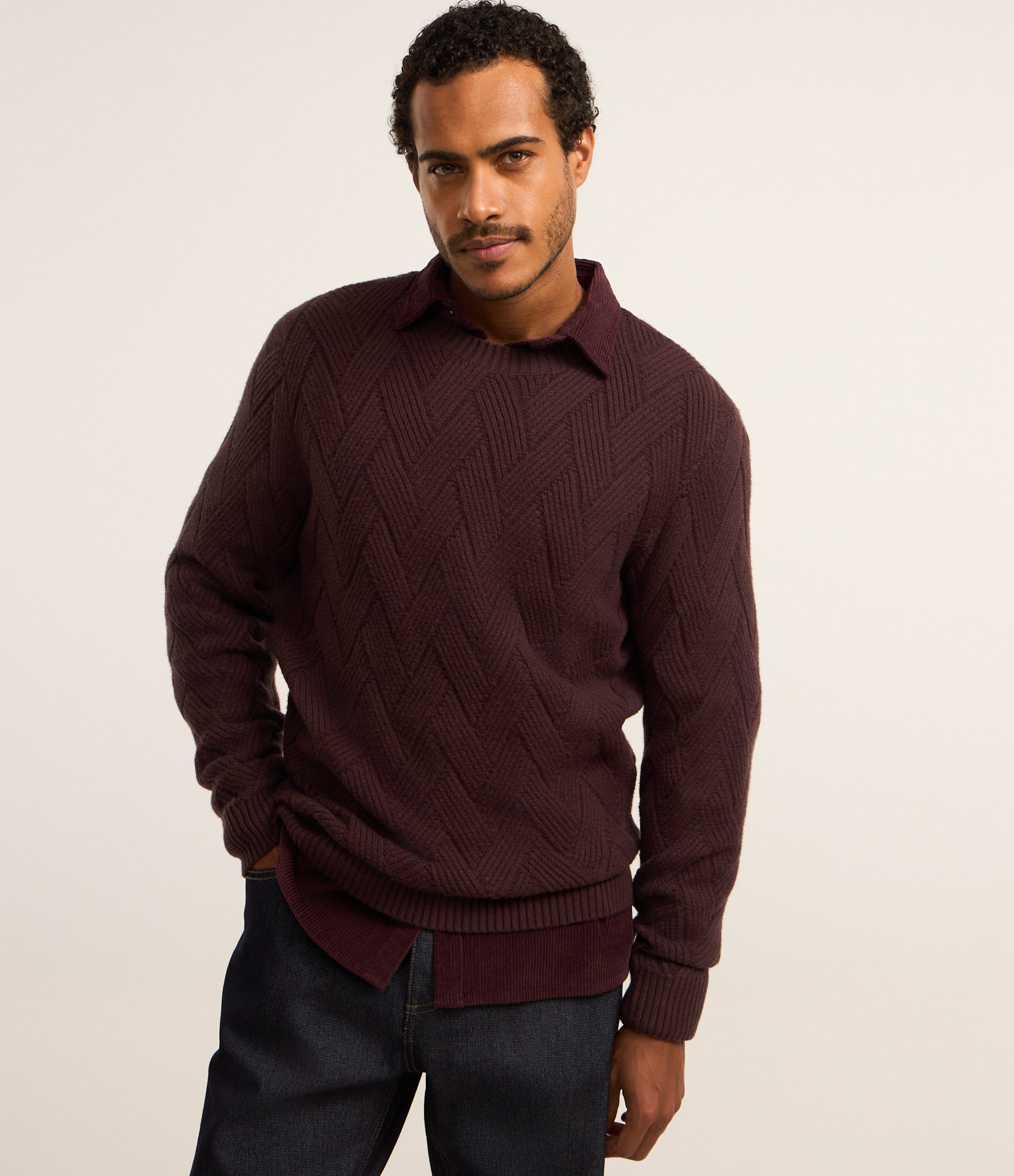 Suéter em Tricô com Textura Trançada Vinho 1