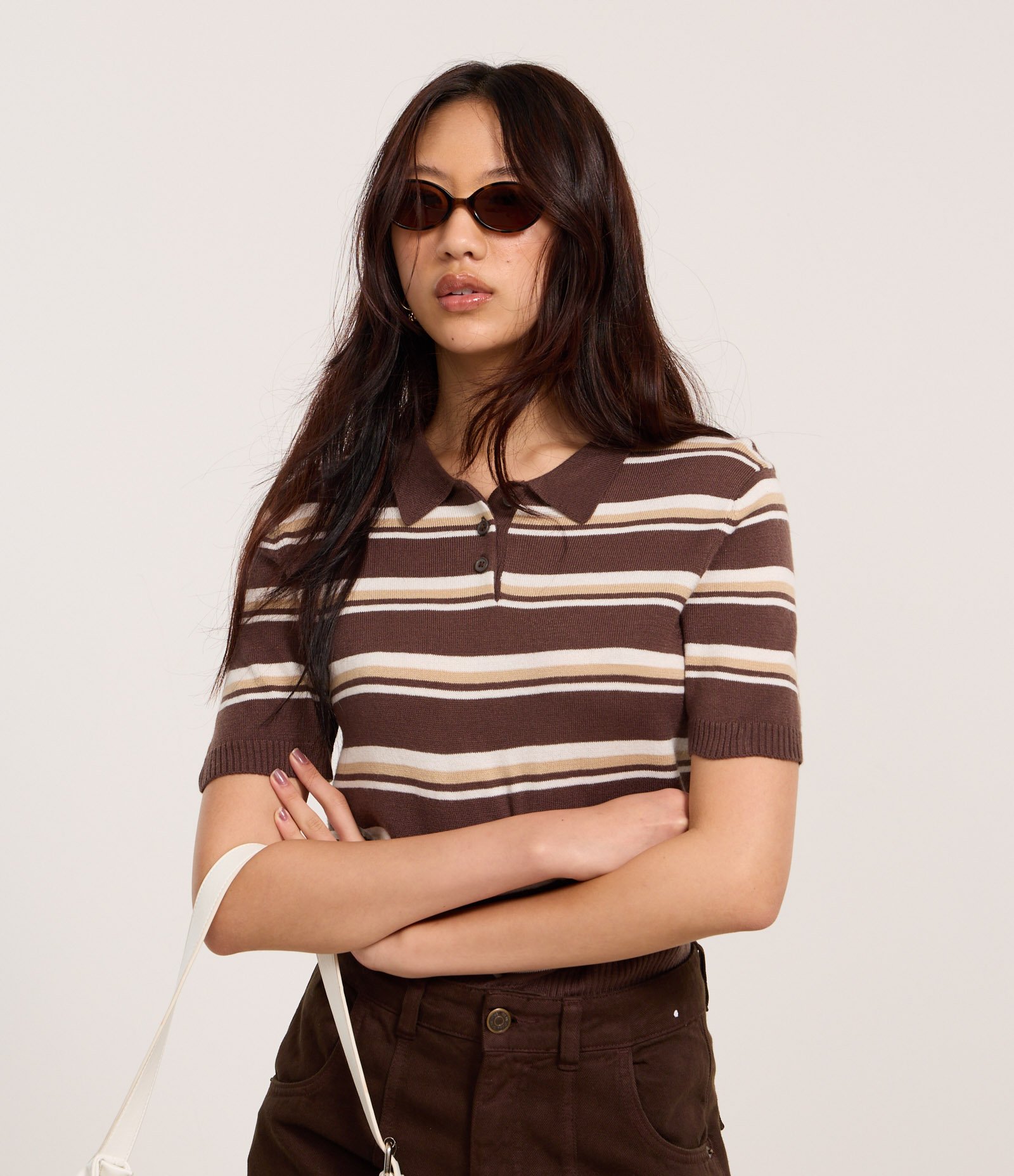 Blusa em Tricô Listrado e Gola Polo Marrom 1