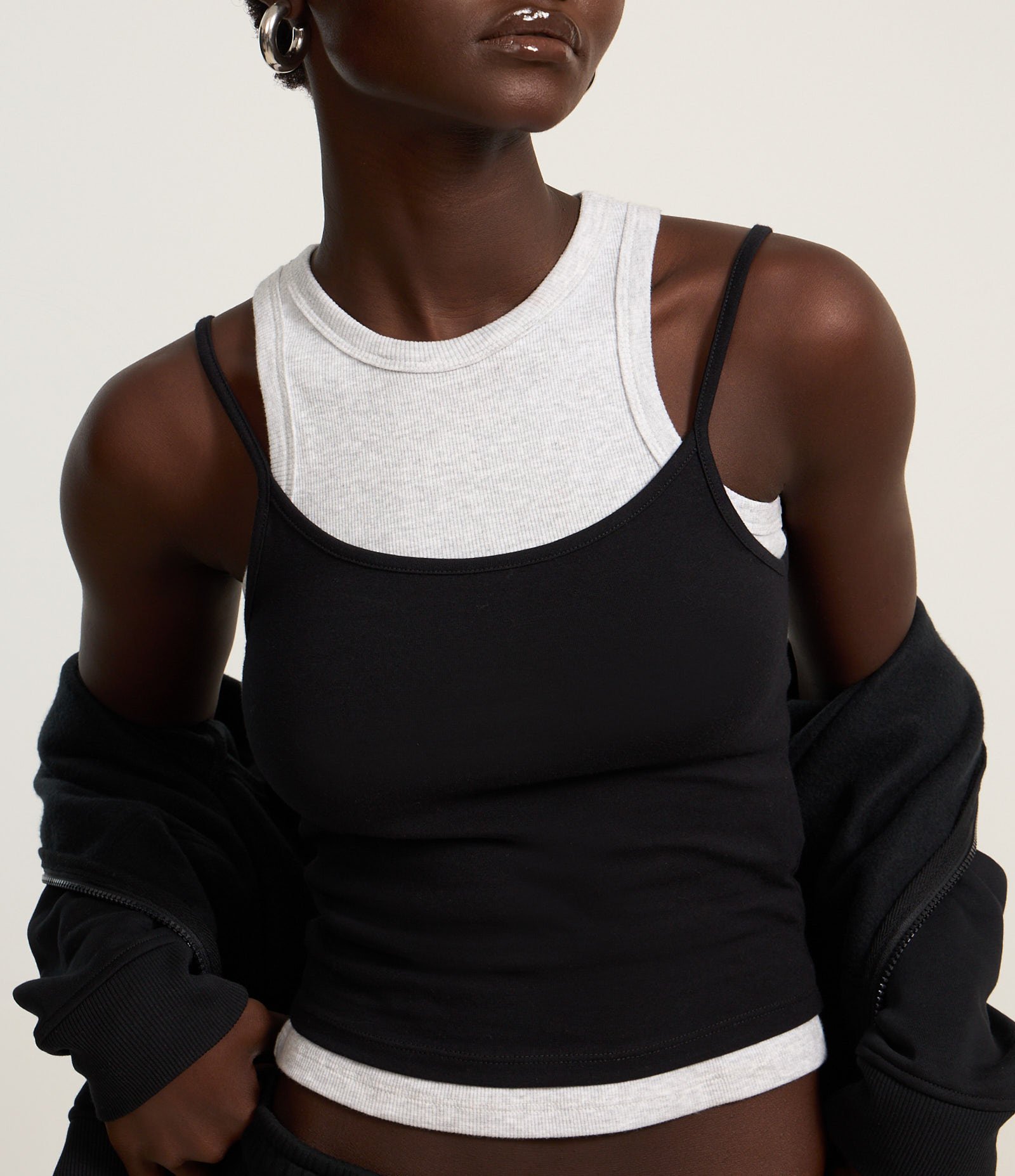 Blusa Cropped em Algodão com Alça Fina Preto 3