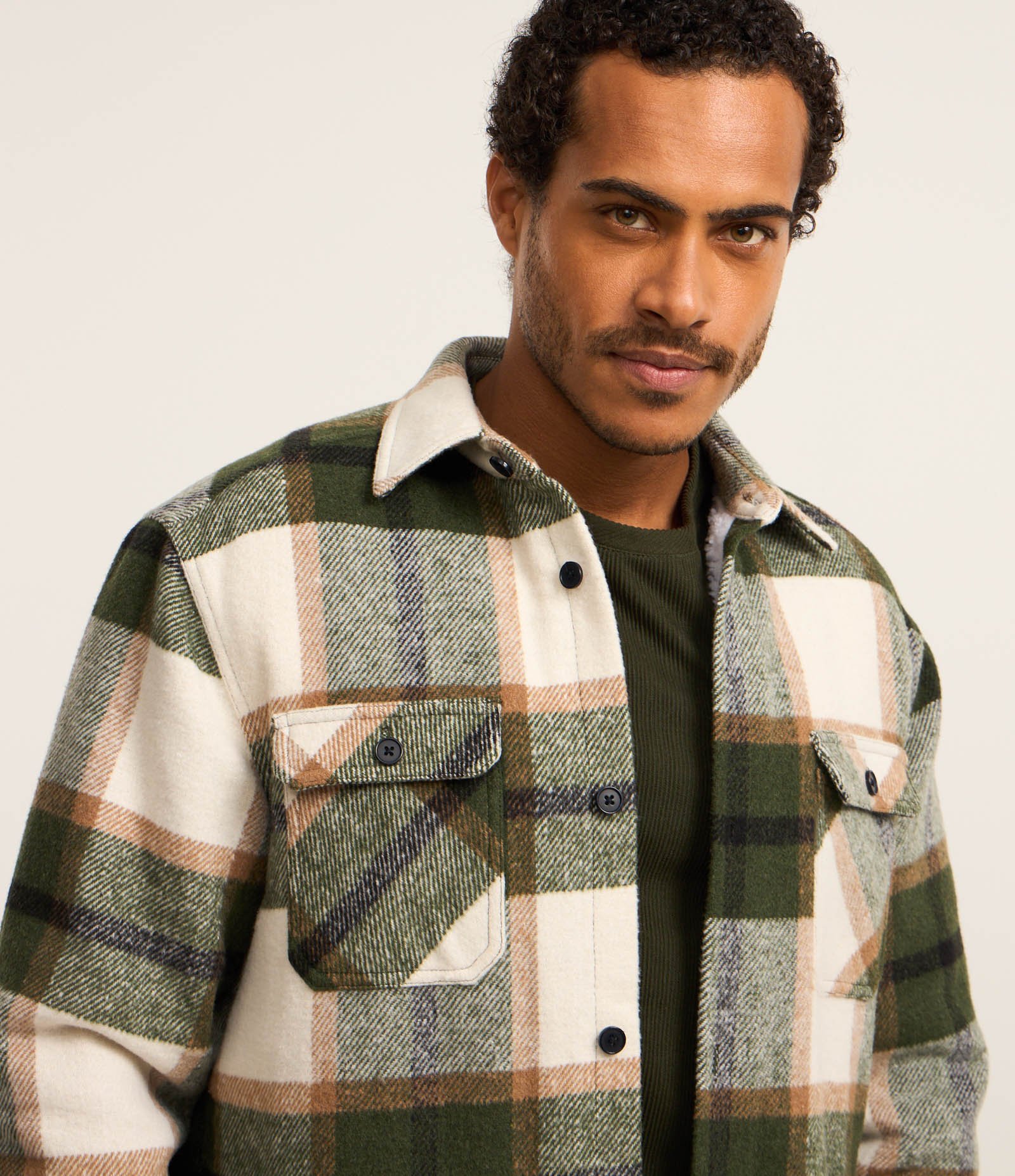 Jaqueta Trucker em Veludo com Estampa Xadrez Verde/ Marrom/ Branco 3