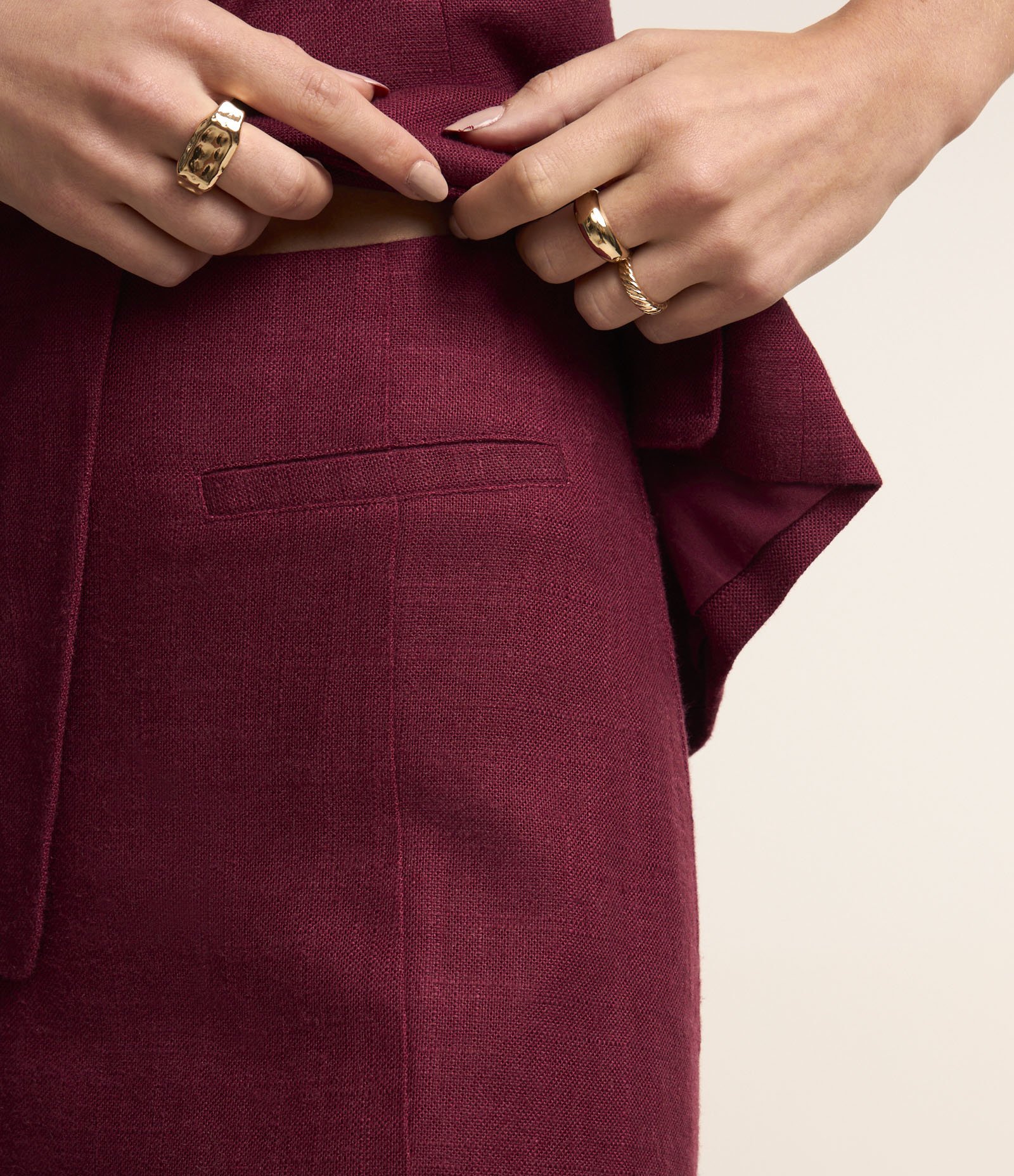 Saia em Viscolinho com Detalhe de Bolso Falso 4