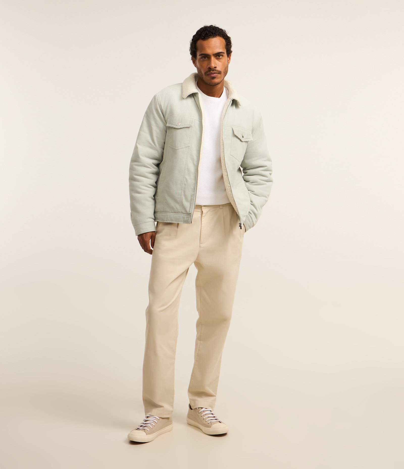 Jaqueta em Veludo com Sherpa Azul 2