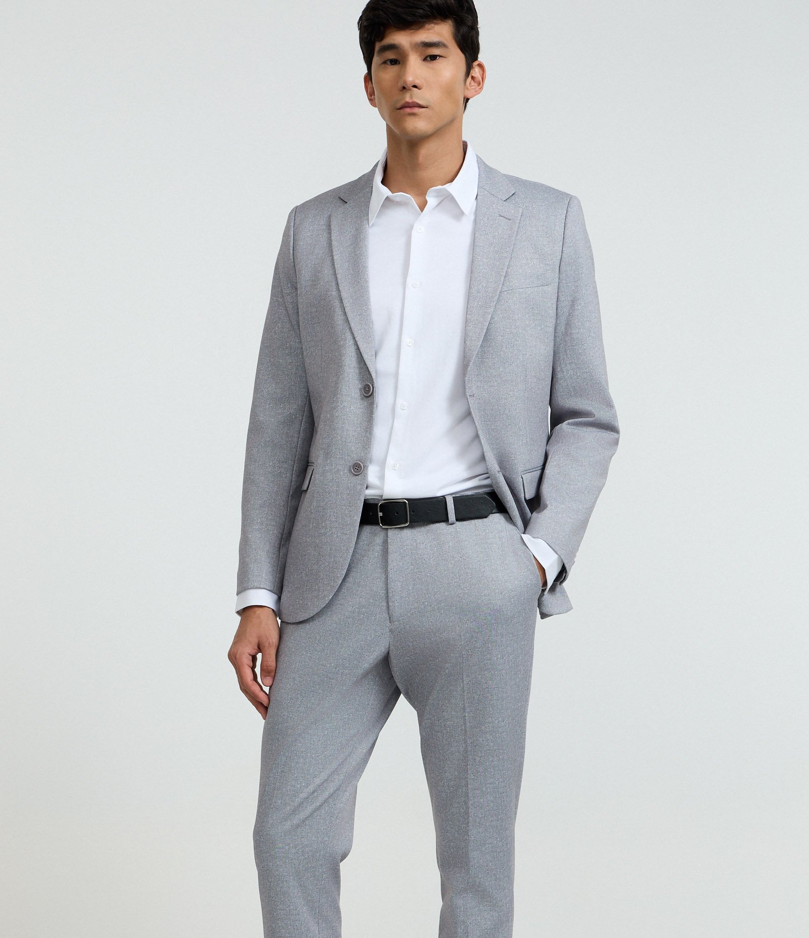 Calça Social Básica em Tricoline com Passantes e Bolsos Cinza 3