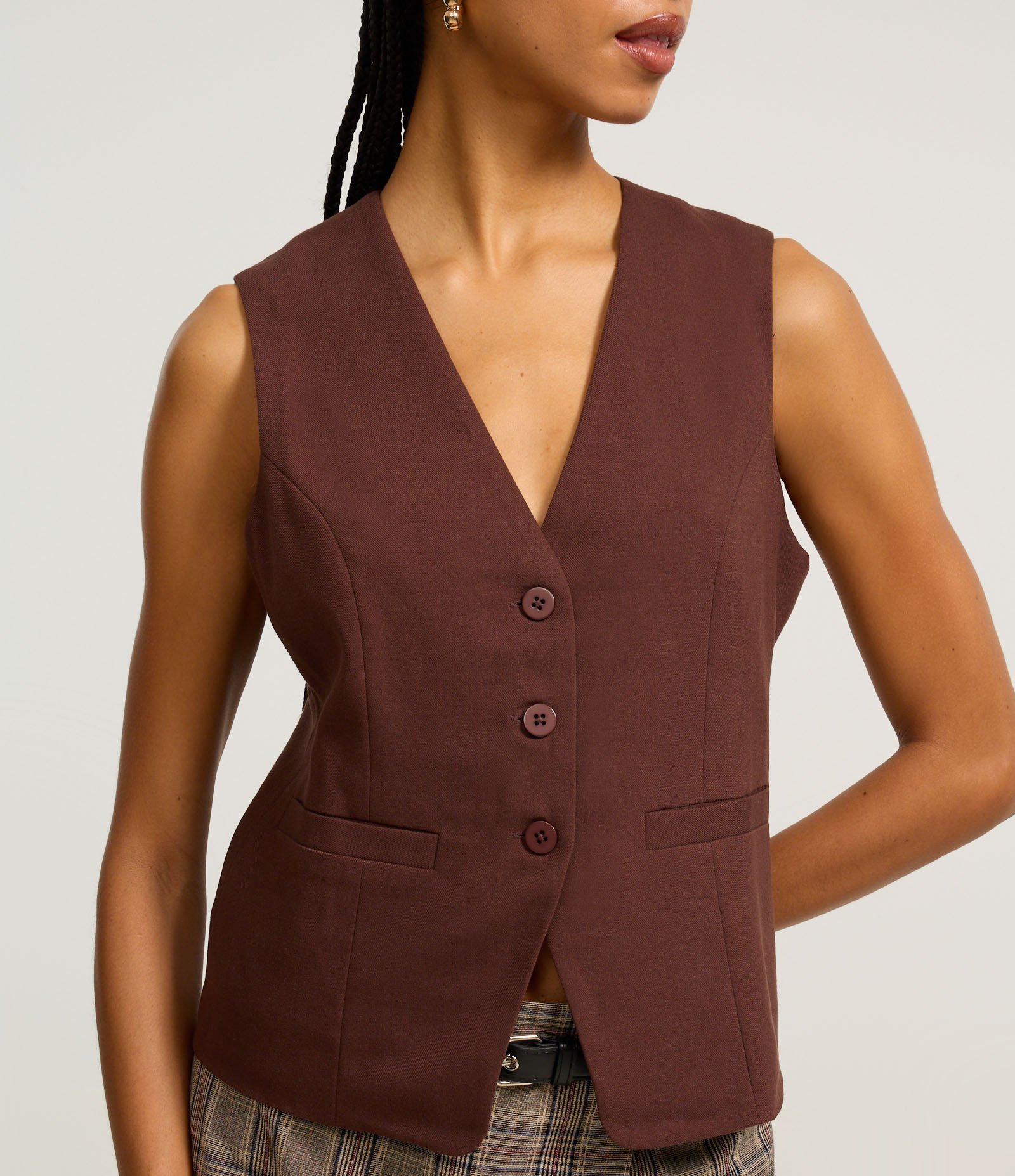 Colete Alongado Alfaiatado com Botões Frontais 3