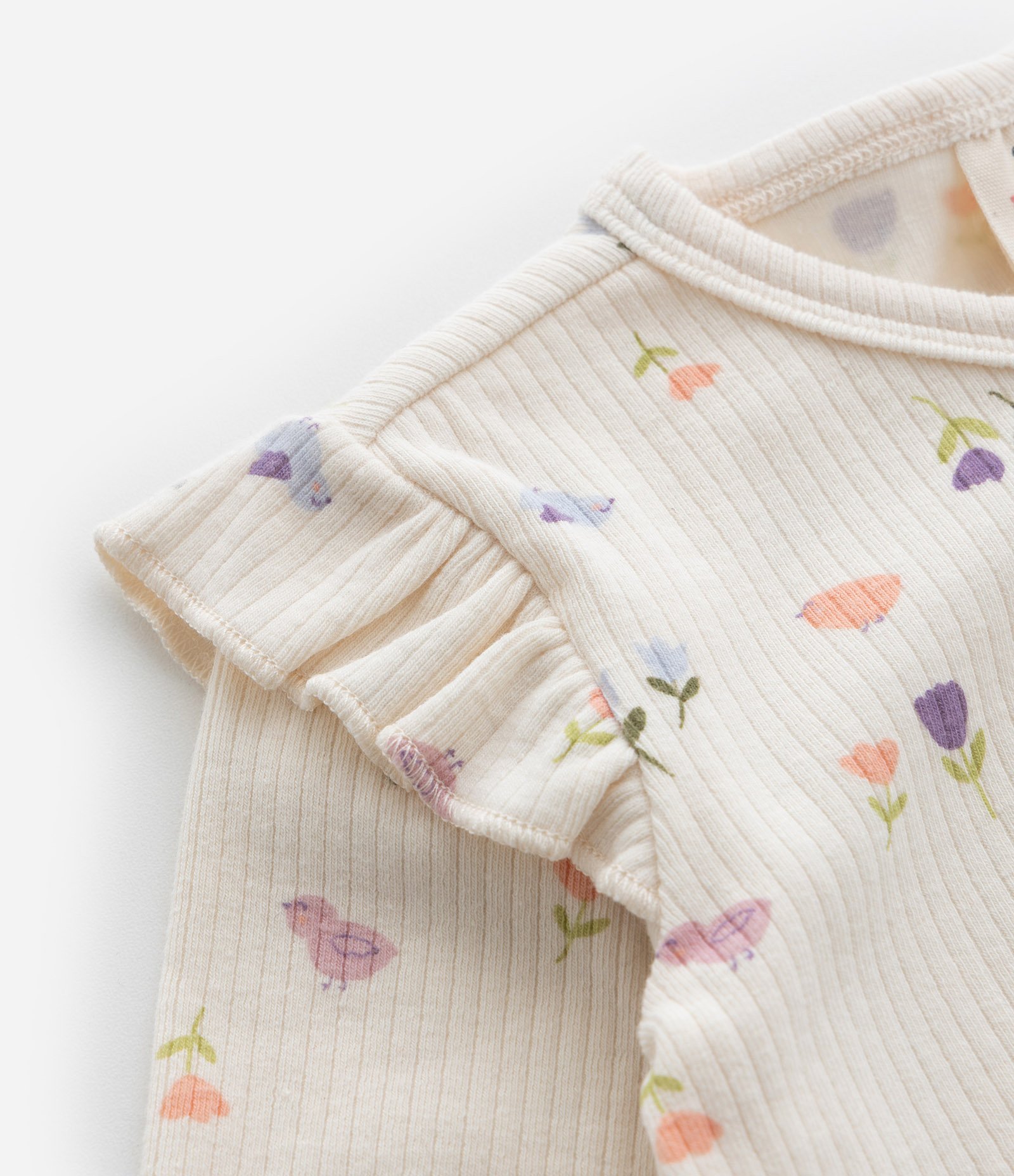 Macacão Infantil Canelado com Babados e Estampa Floral - Tam RN a 18 meses Bege 8