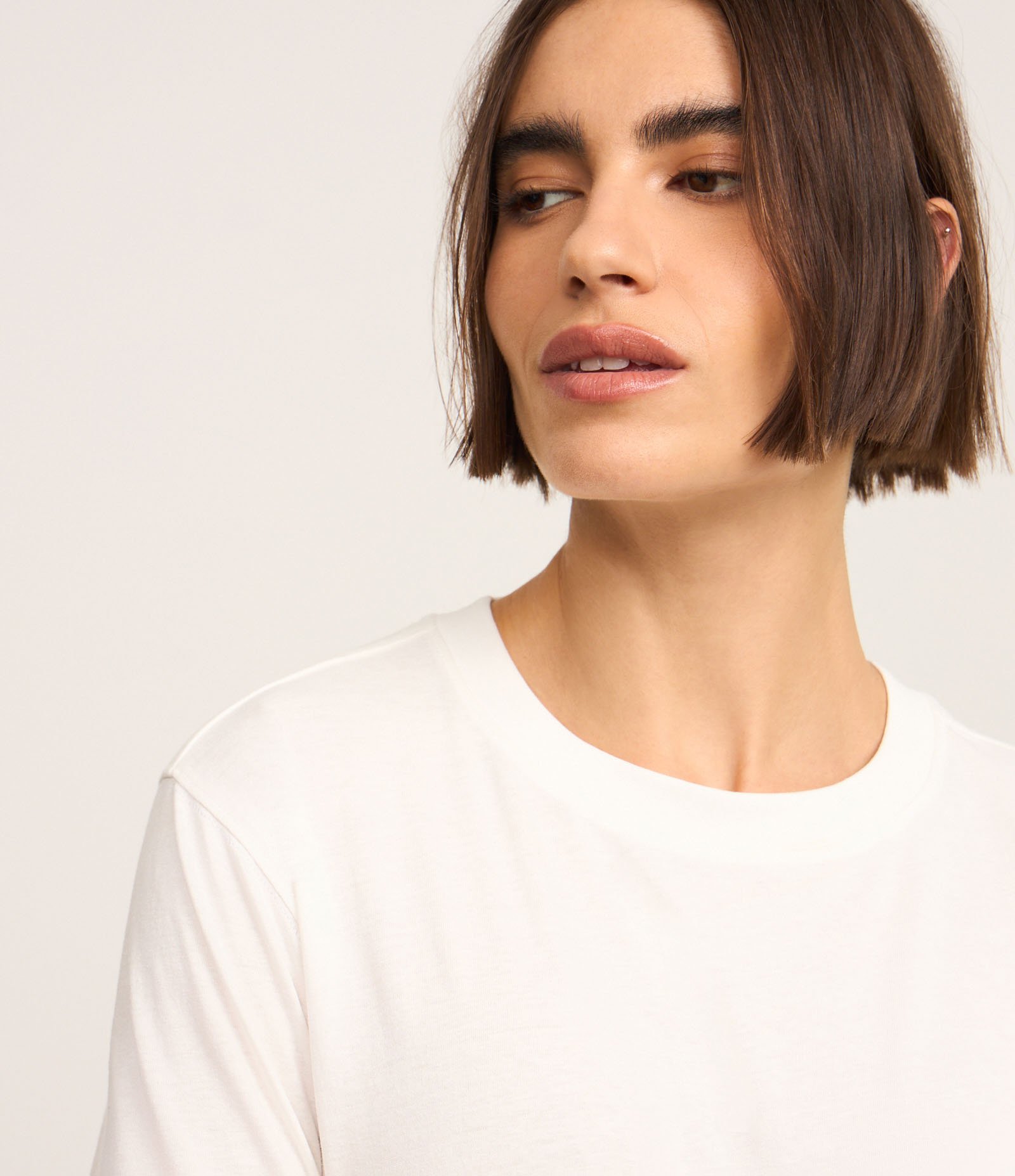 Blusa em Algodão com Gola Redonda Branco 4