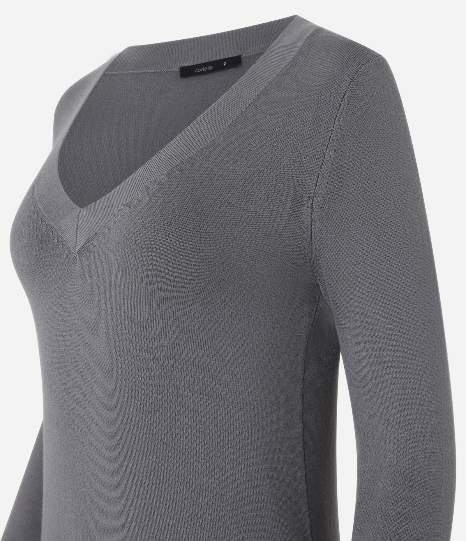 Suéter em Tricô com Decote V Cinza 6