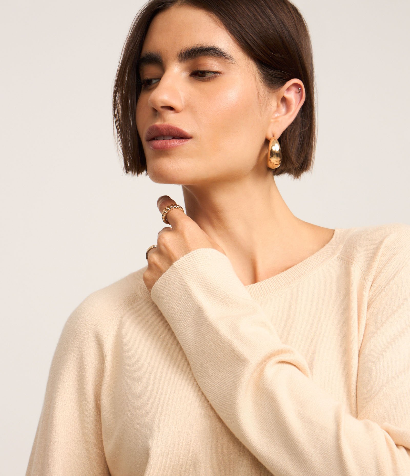 Suéter em Tricô com Gola Redonda Off White 4