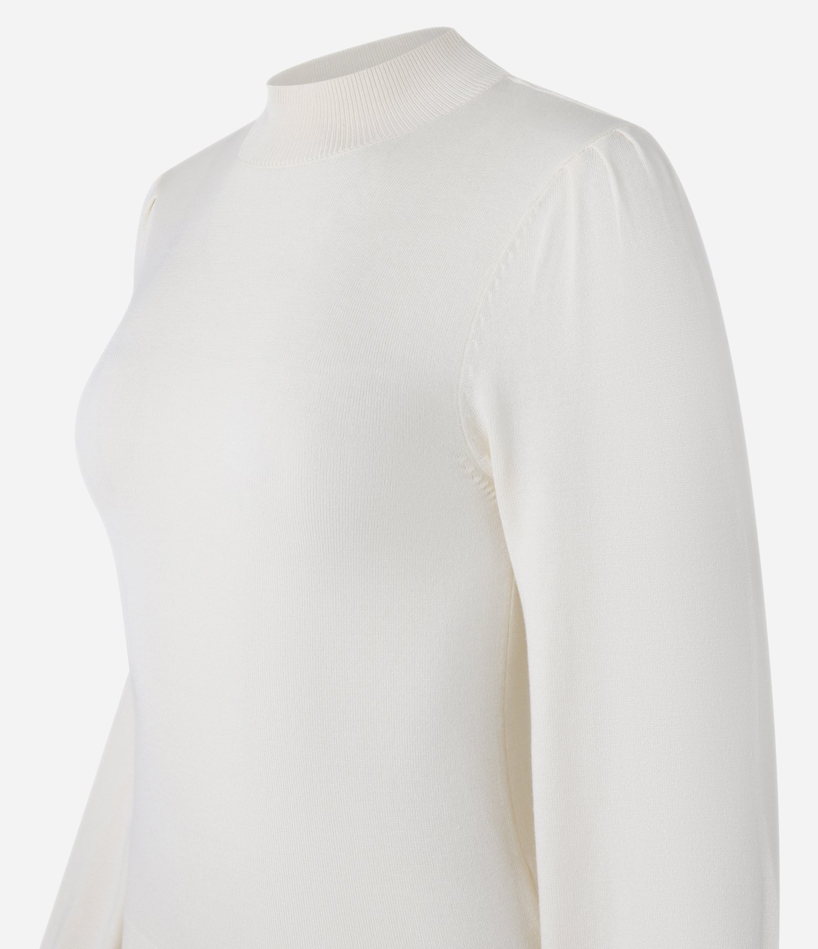 Suéter em Tricô com Gola Alta e Manga Bufante Bege 6