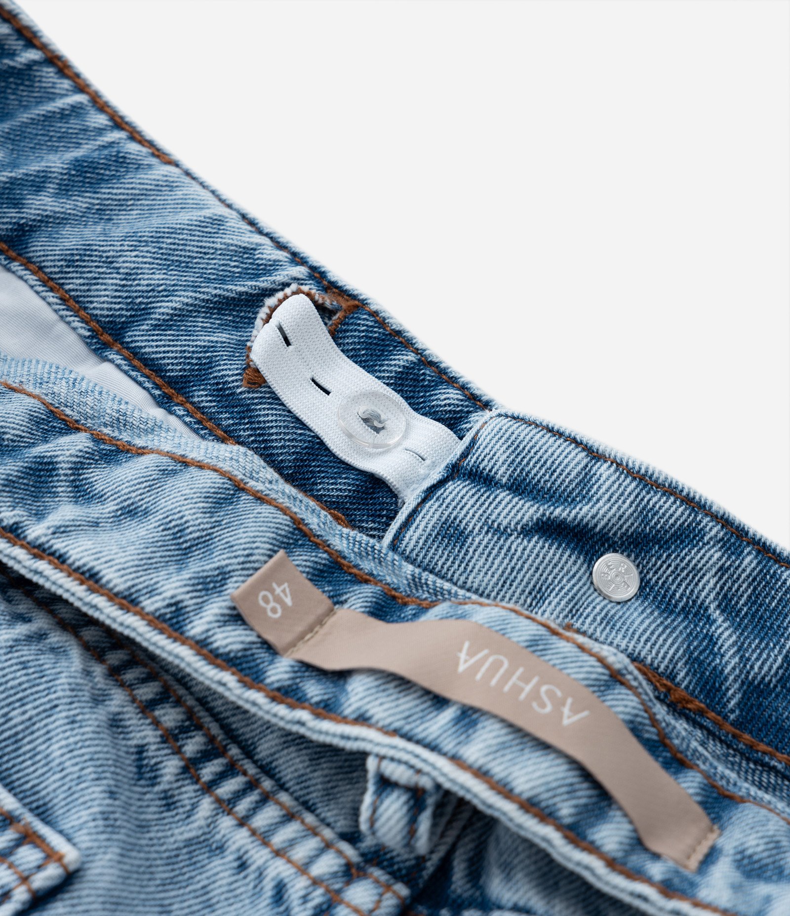 Short Evasê em Jeans com Barra a Fio Curve & Plus Size Azul 8
