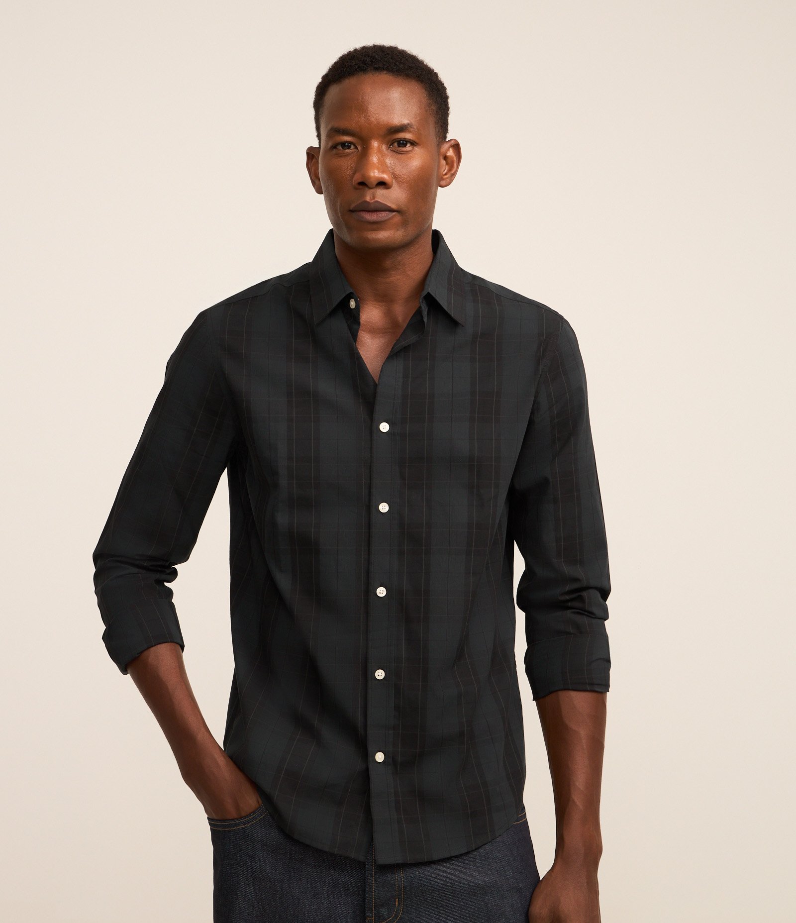 Camisa Regular em Tricoline com Xadrez em Fio Tinto Preto 1