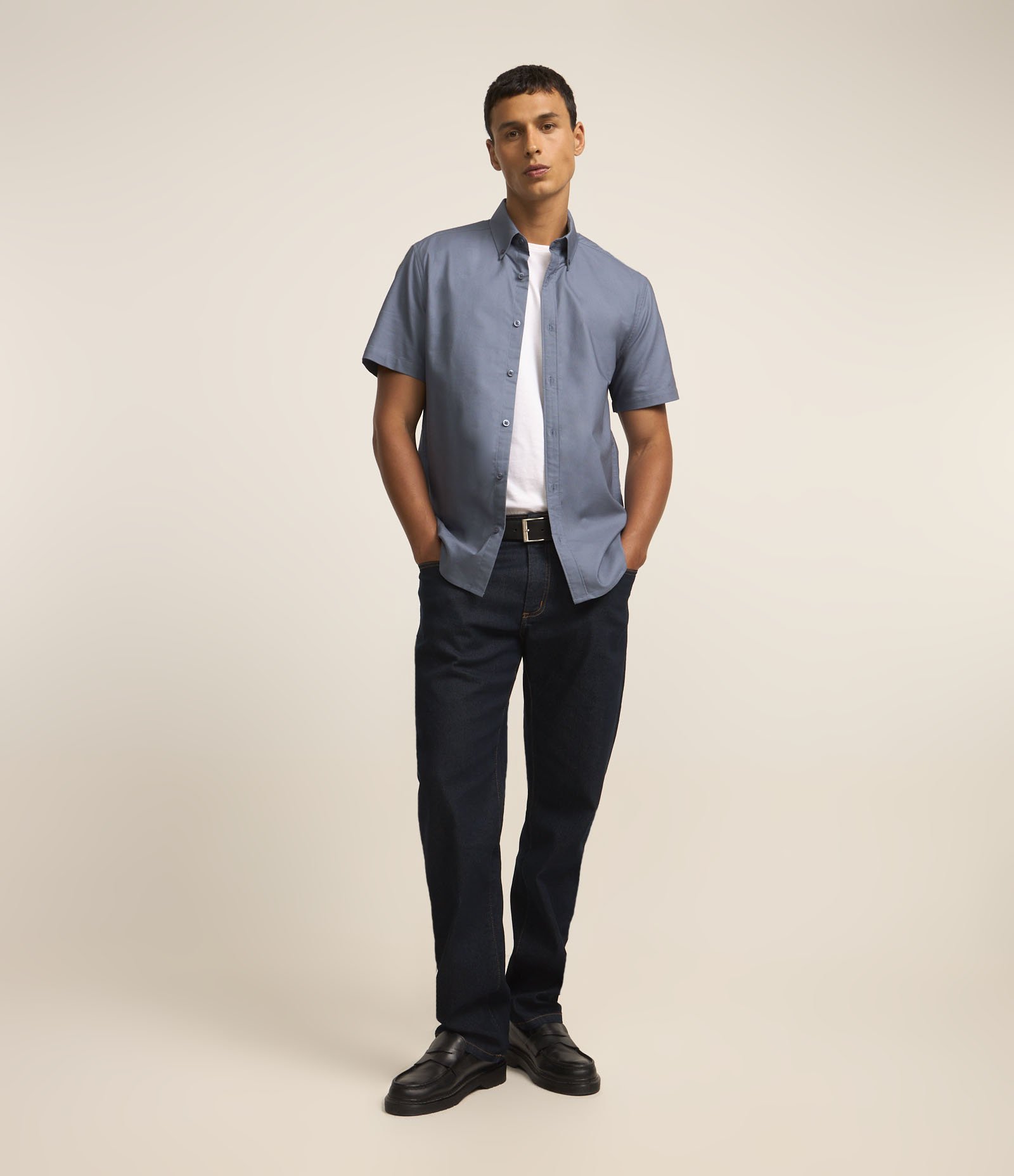 Camisa Comfort em Oxrford Gola com Lapela Azul 2