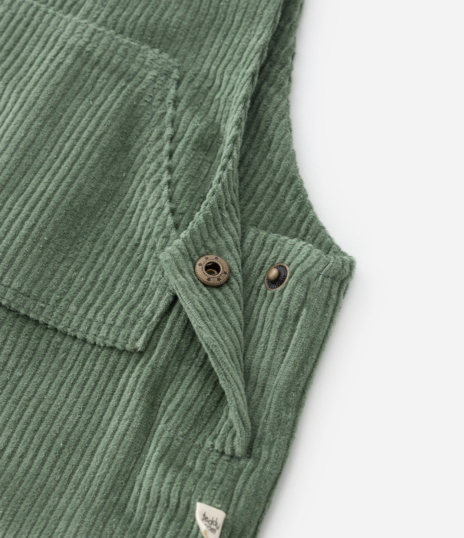 Jardineira Infantil em Veludo Cotelê com Bolsinho Canguru - Tam 0 a 18 meses Verde 6