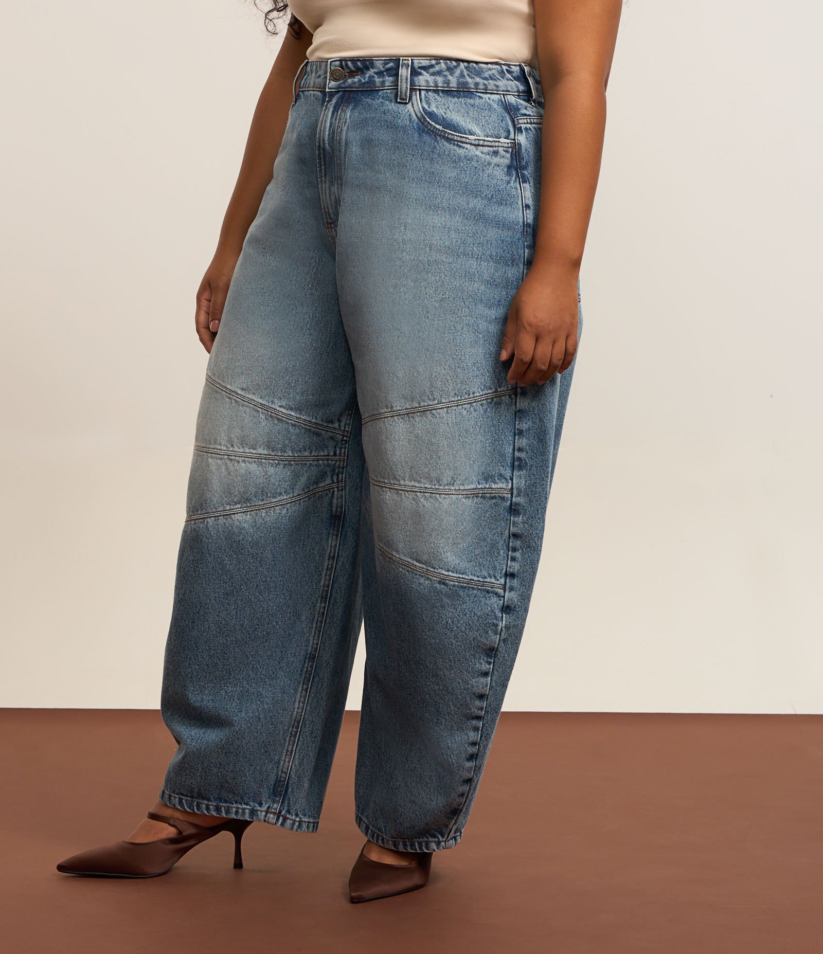 Calça Barrel em Jeans Curve & Plus Size Azul 2