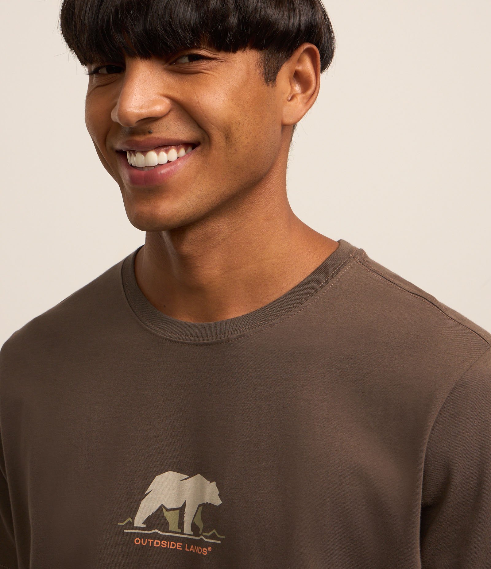 Camiseta Comfort em Algodão com Estampa de Urso Marrom 3