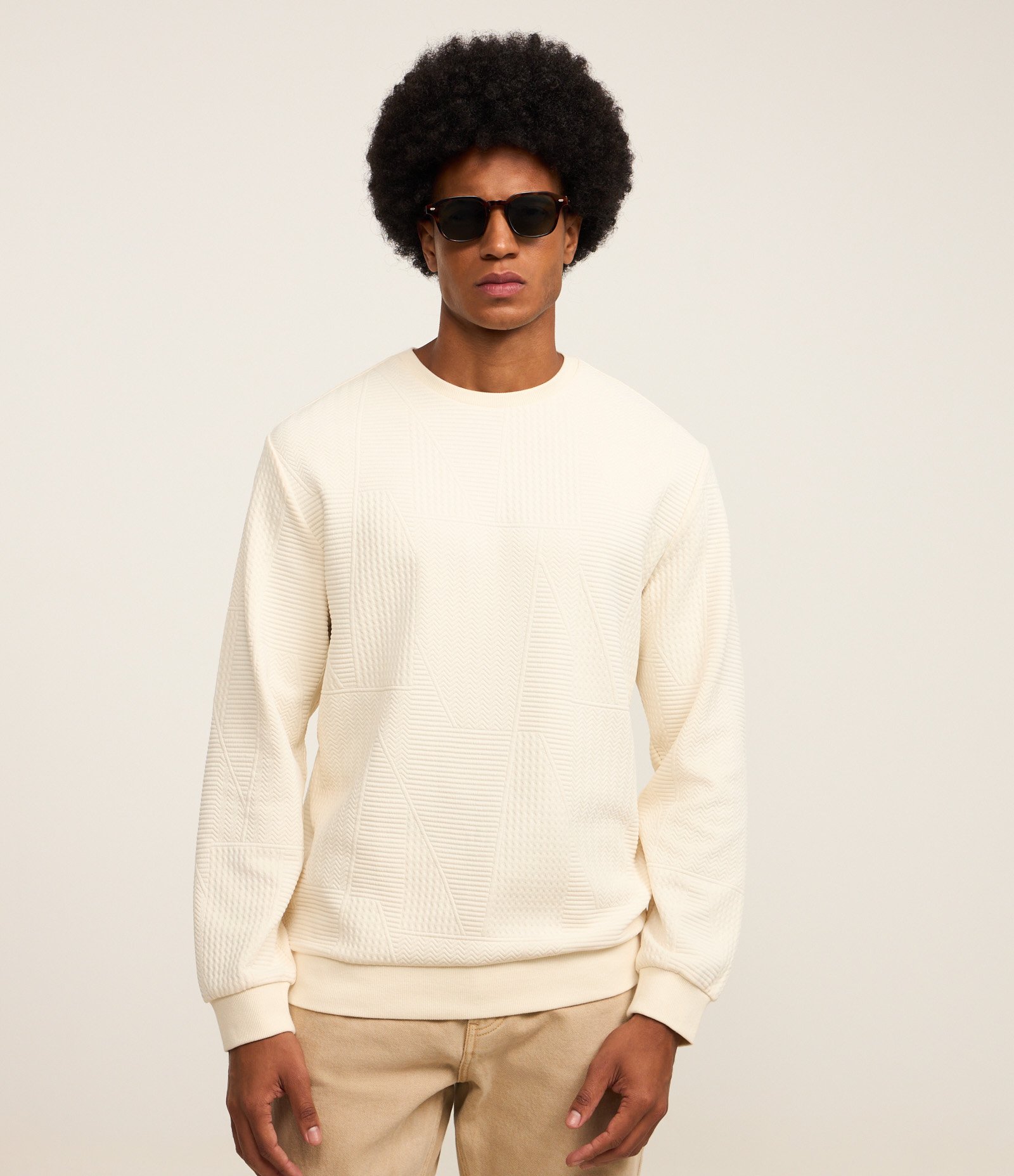 Casaco Fechado com Textura Patchwork Branco 1