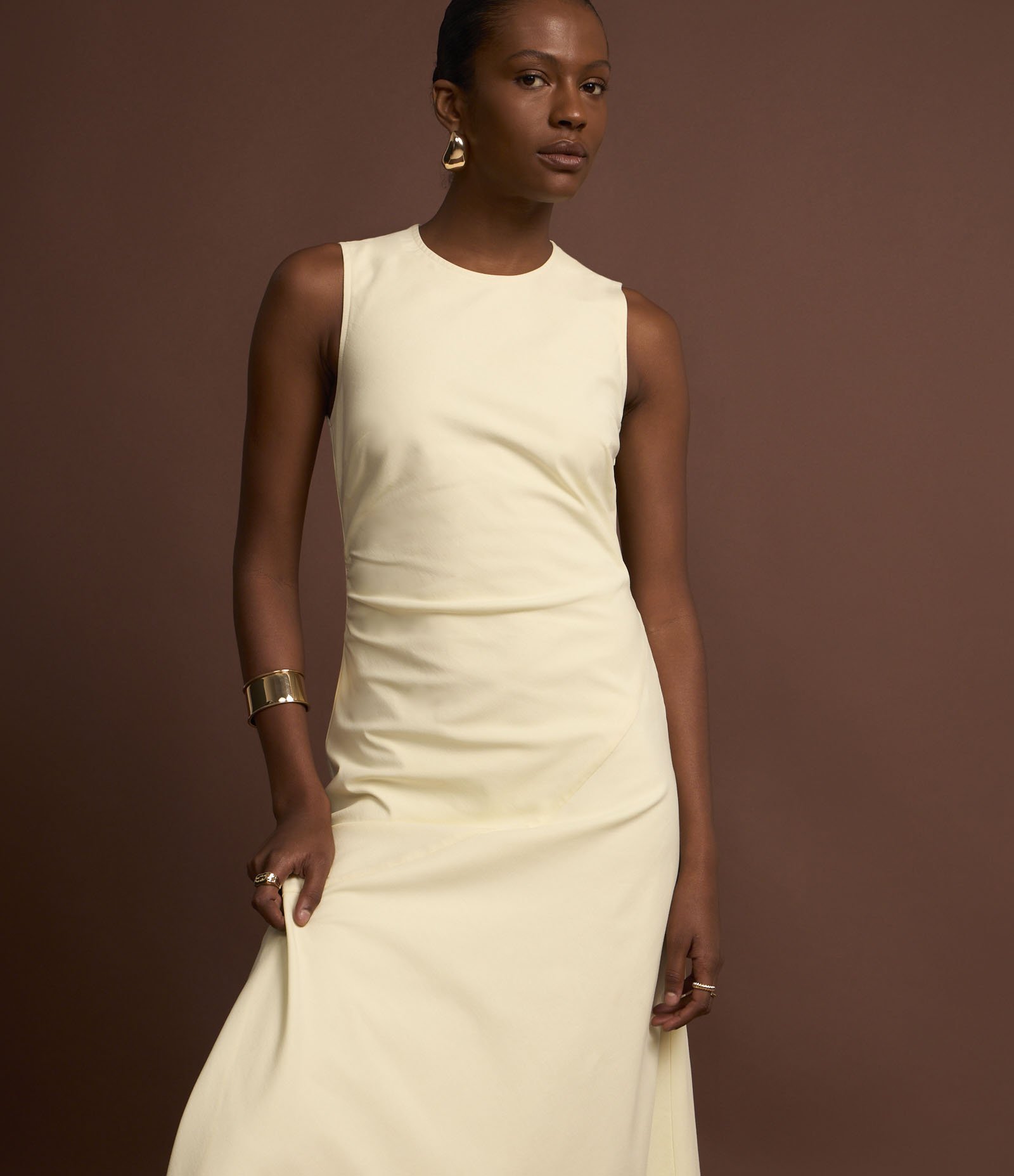 Vestido Midi Evasê em Bengaline com Franzido Bege Creme 2