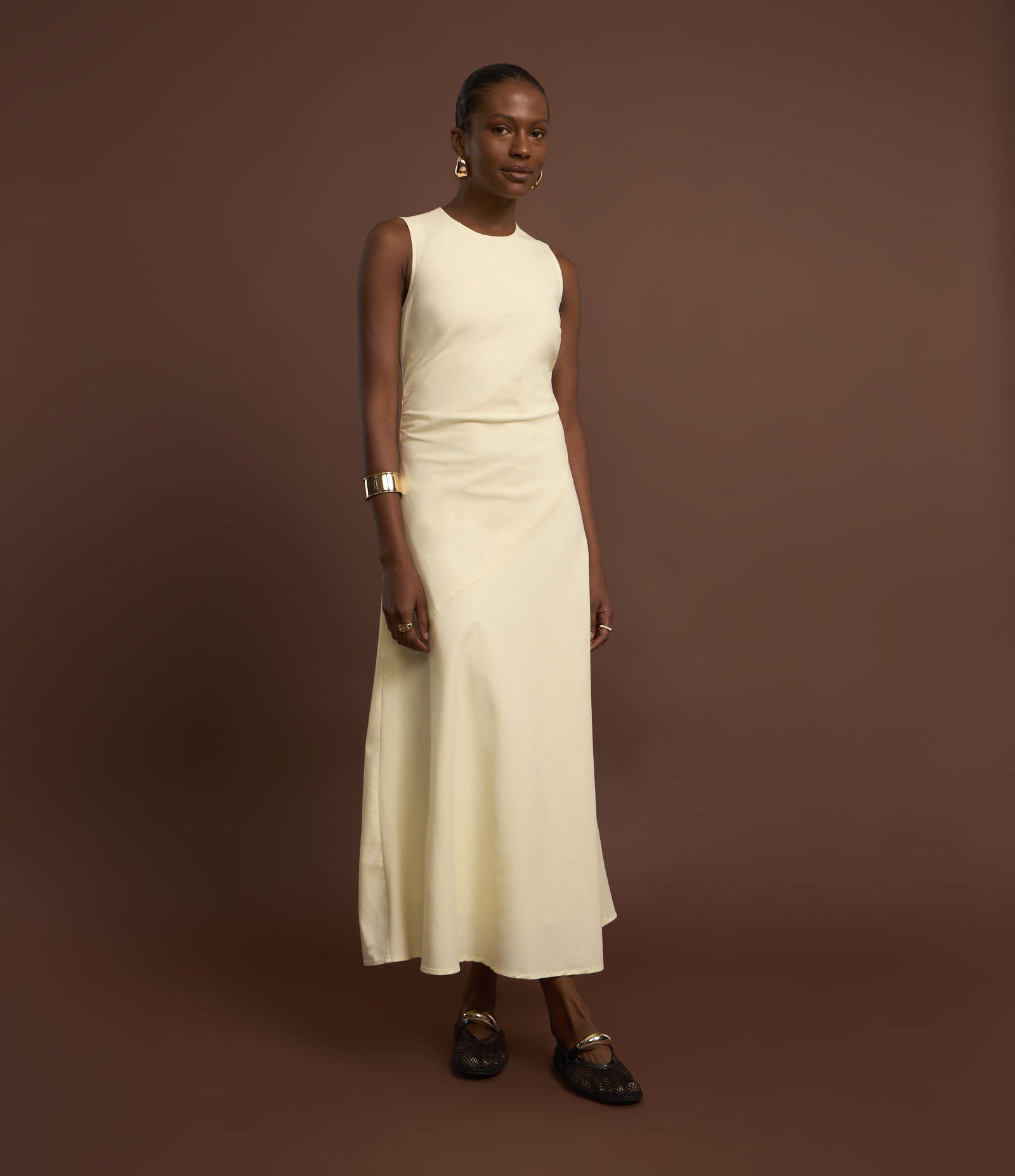 Vestido Midi Evasê em Bengaline com Franzido Bege Creme 3