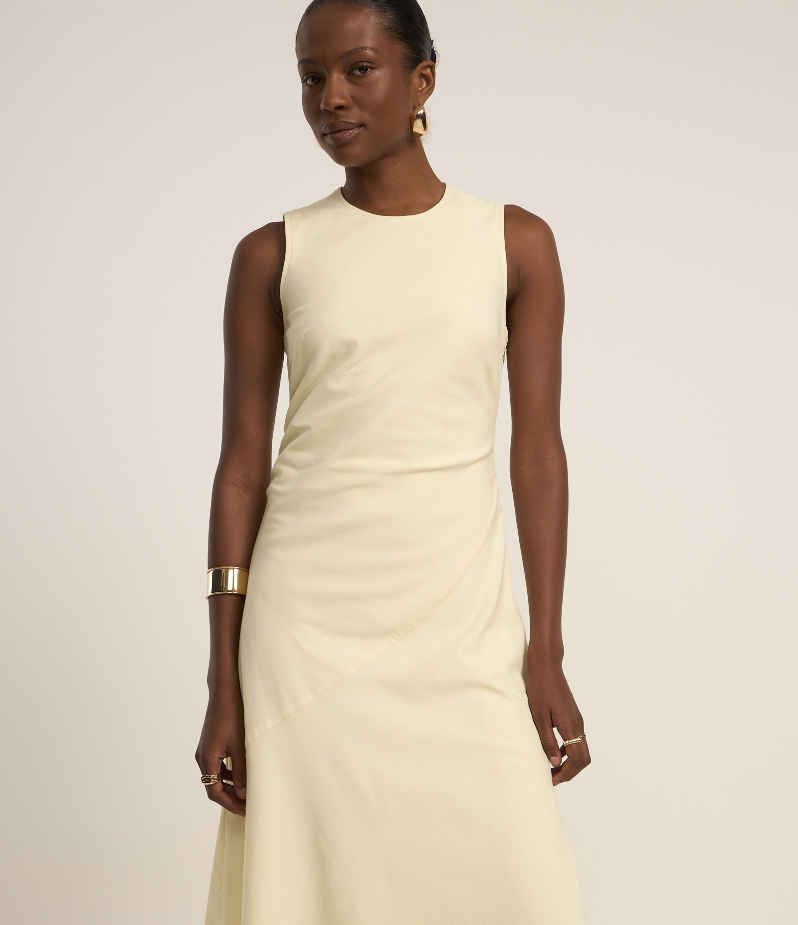 Vestido Midi Evasê em Bengaline com Franzido Bege Creme 5