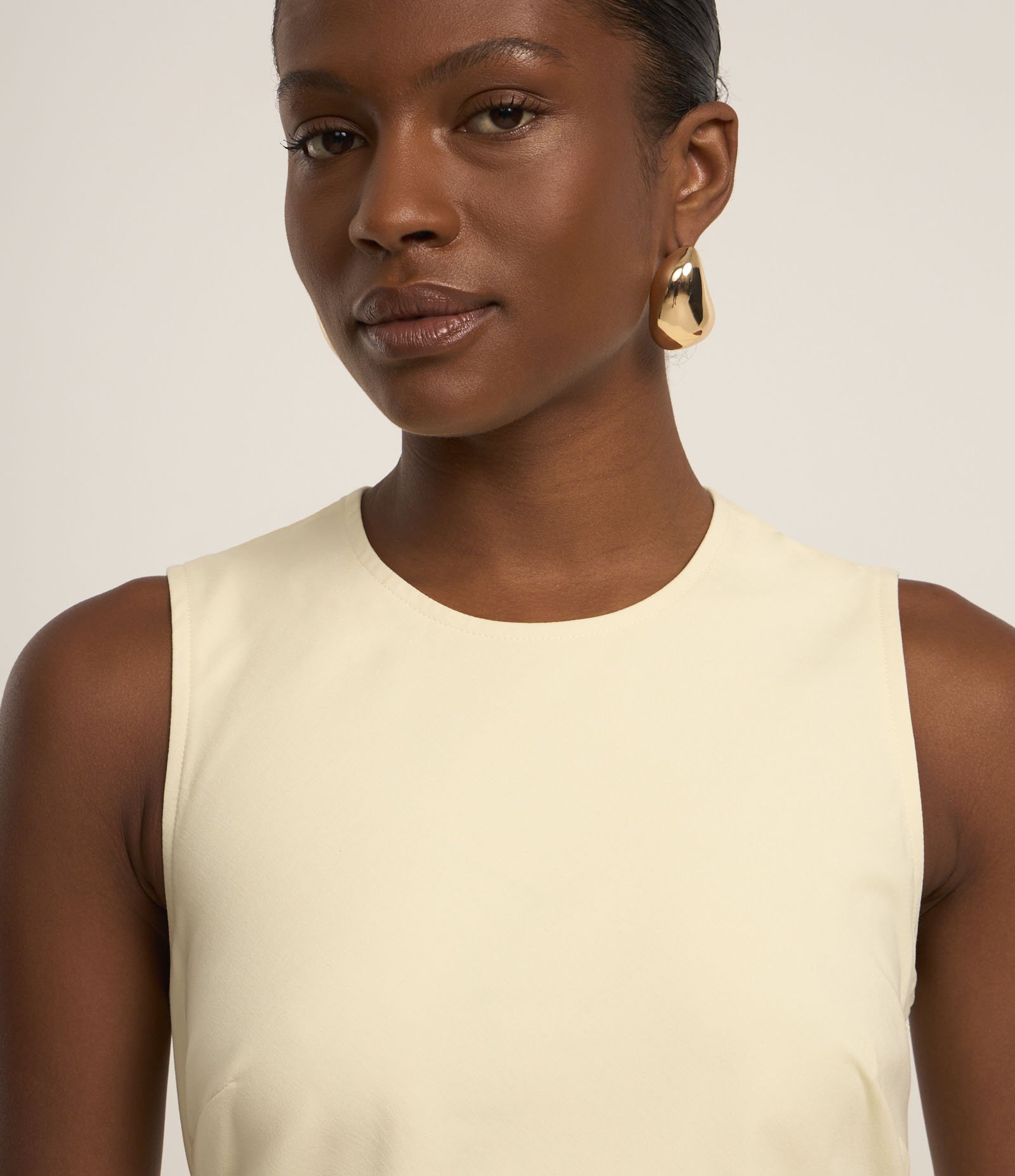 Vestido Midi Evasê em Bengaline com Franzido Bege Creme 6