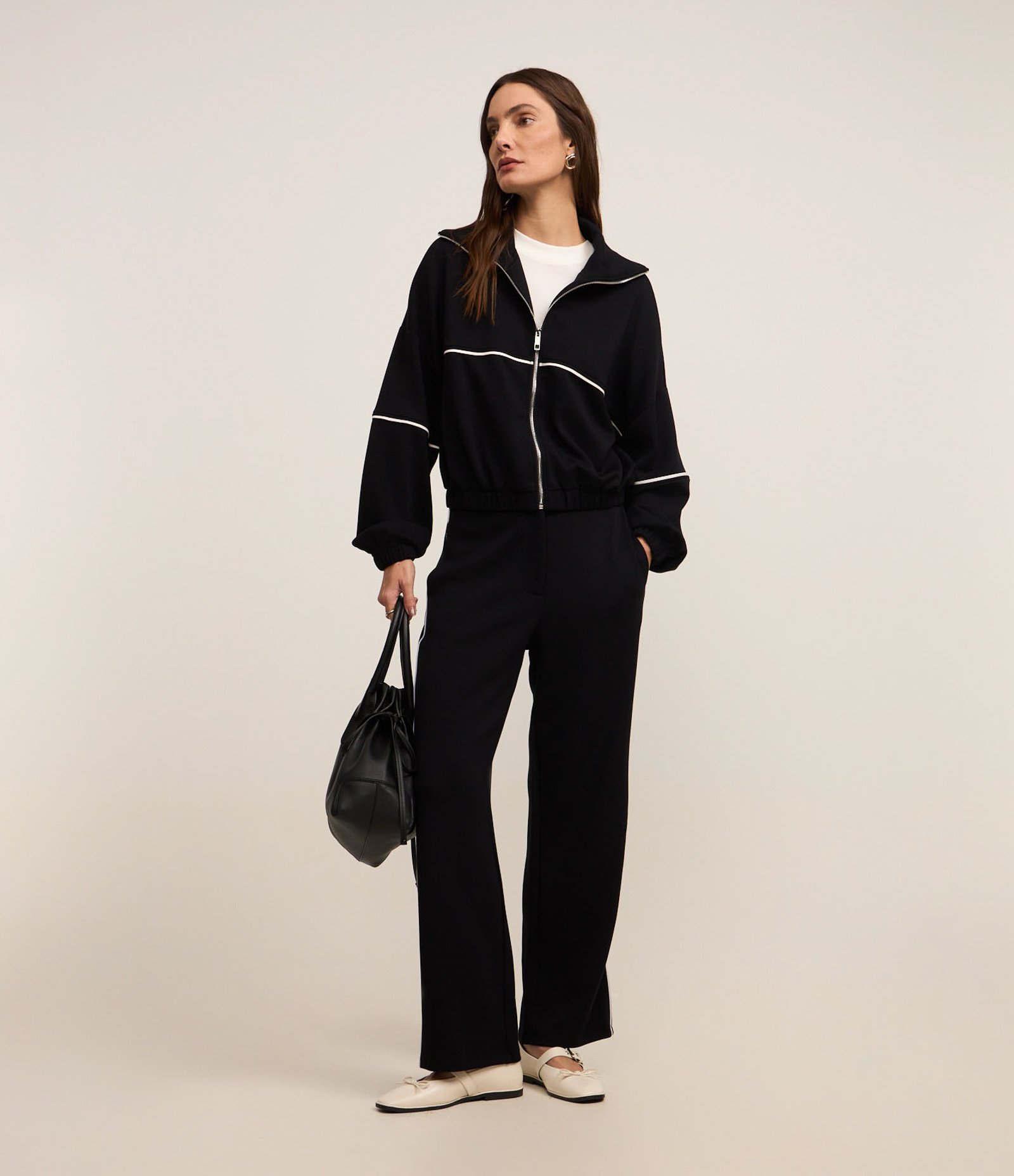 Casaco em Viscose com Zíper e Viés Contrastante Preto 3