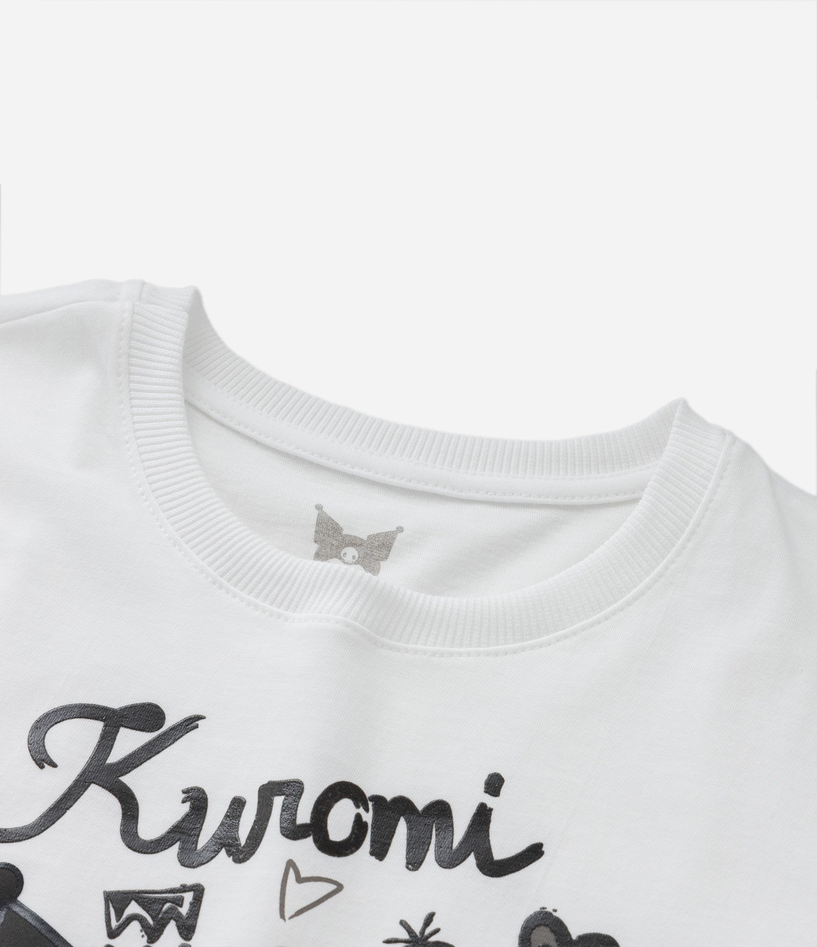 Camiseta Cropped com Estampa da Kuromi - Tam 5 a 14 Anos Branco 4