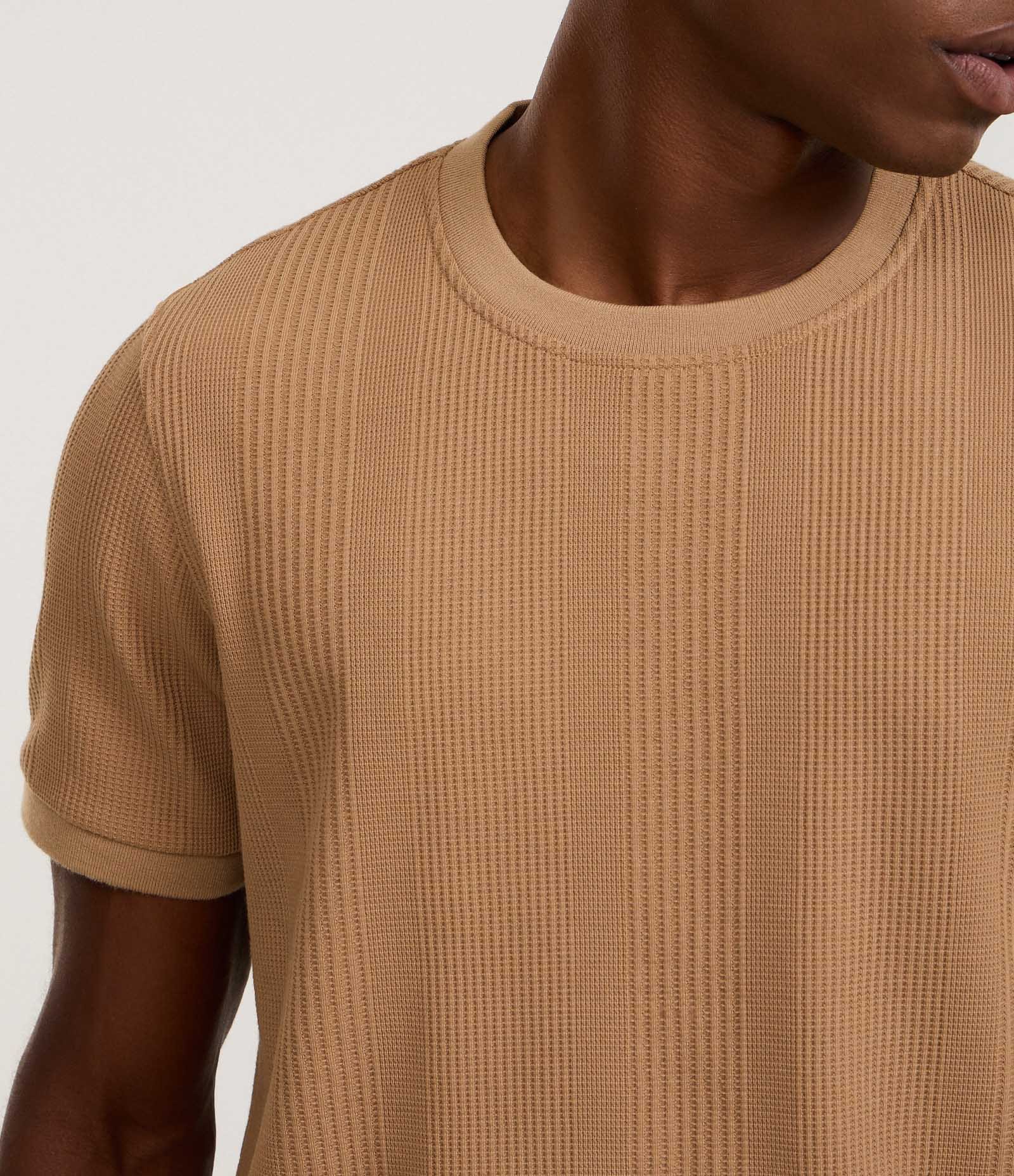 Camiseta Regular em Algodão com Textura Vertical 3