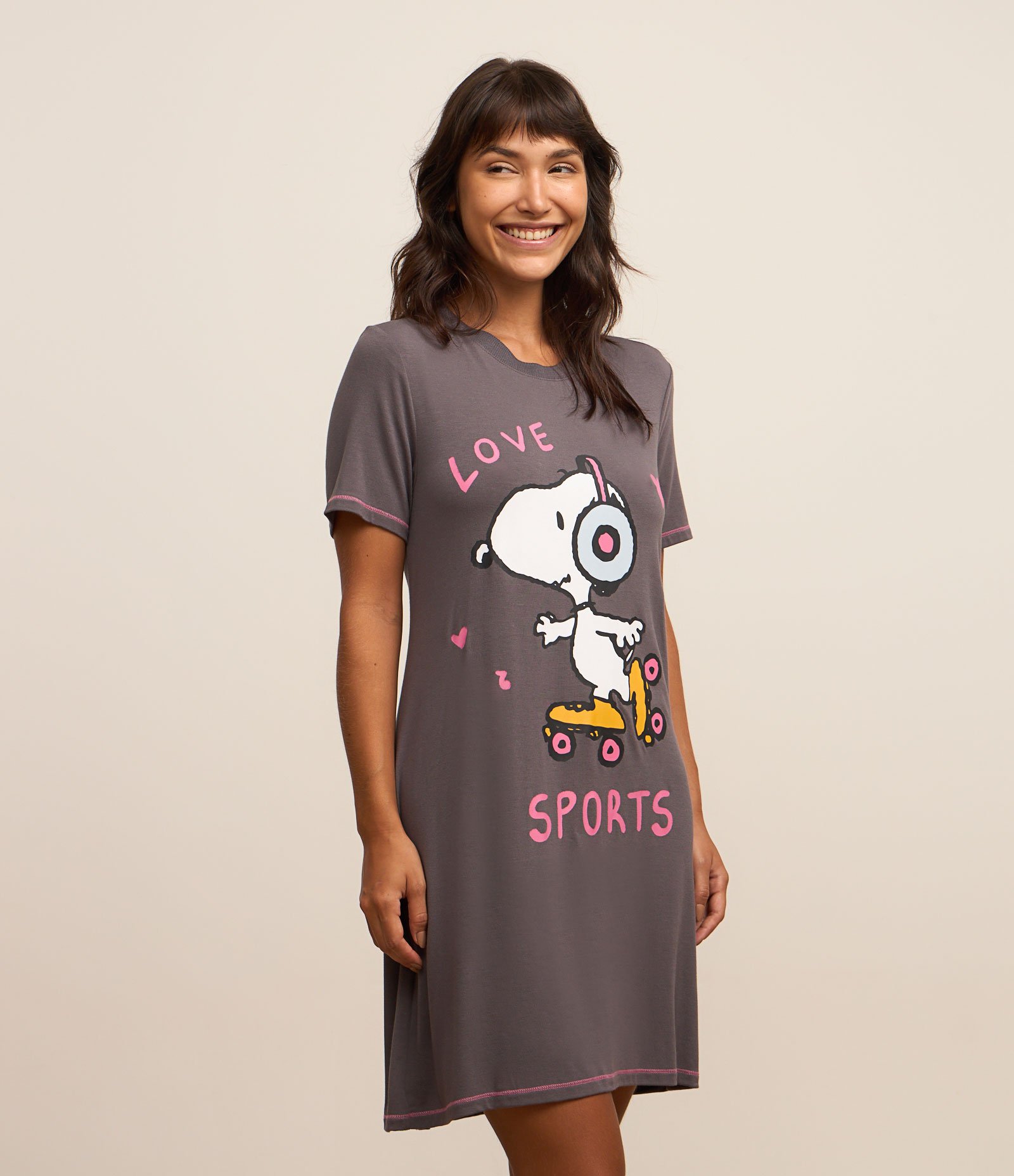 Camisola Curta em Viscose com Estampa Snoopy Cinza 1