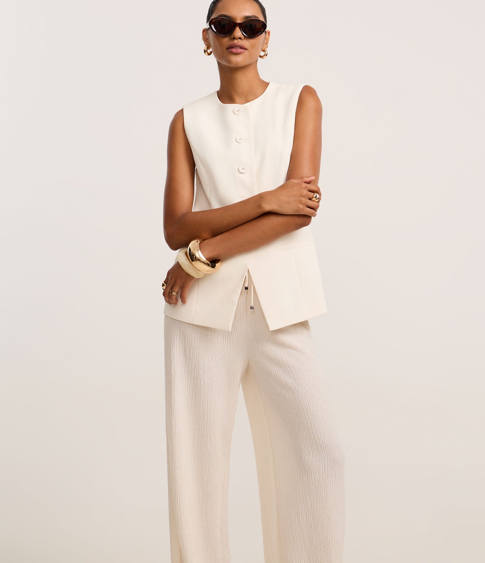 Calça Wide Leg com Textura e Elástico na Cintura Off White 2