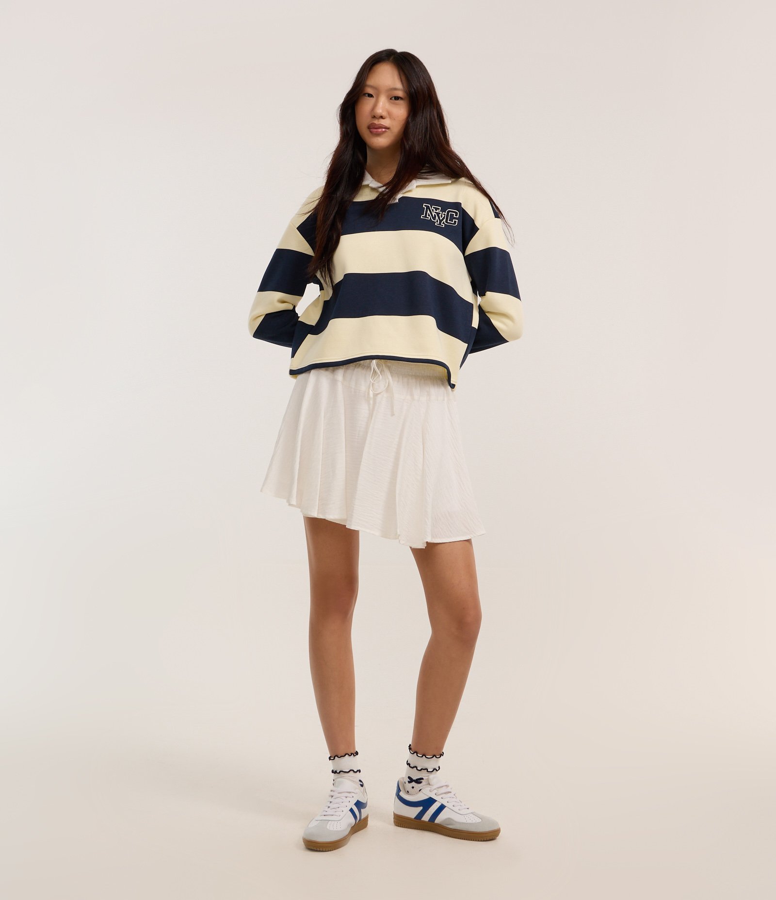 Short Saia Maquinetado em Viscose com Amarração Branco 1