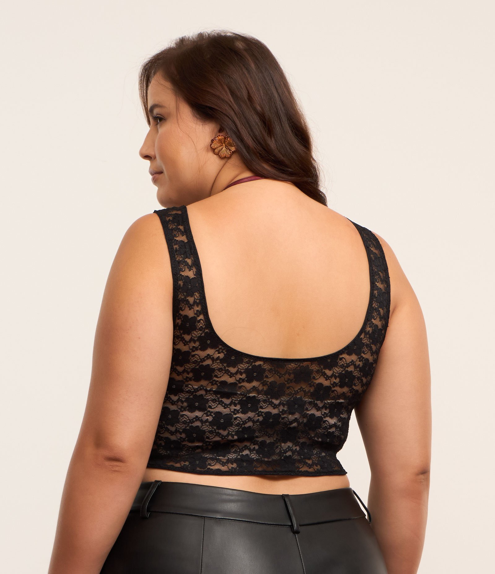 Corset em Laise sem Bojo com Renda Curve e Plus Size Preto 3