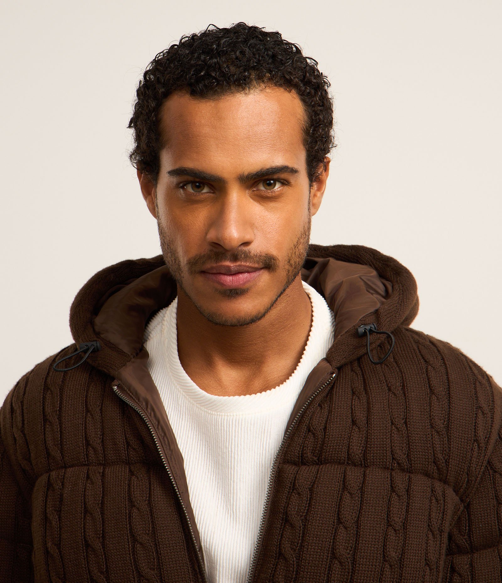 Jaqueta com Efeito Veludo com Textura Marrom 3